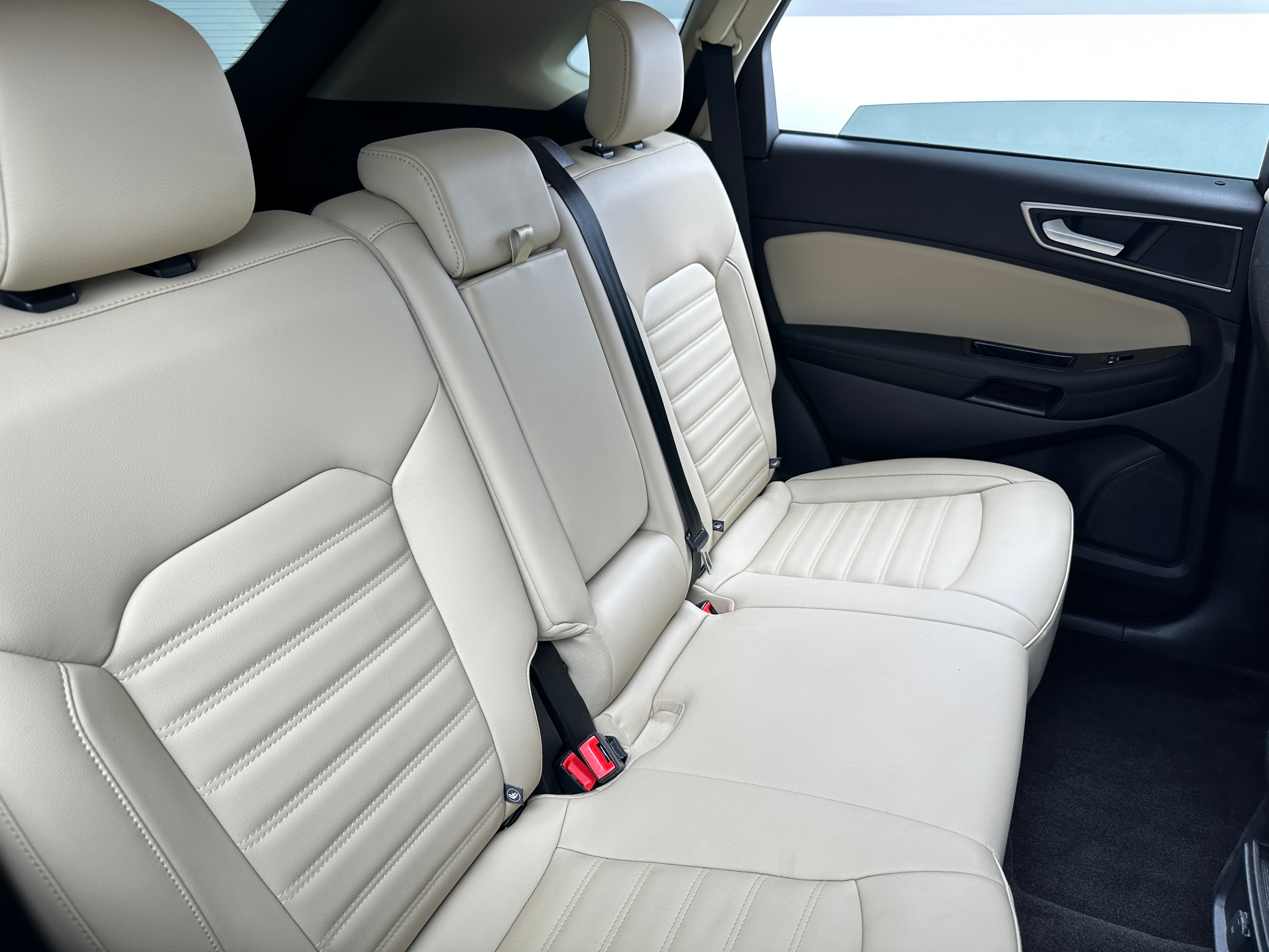 2019 Ford Edge SEL 6