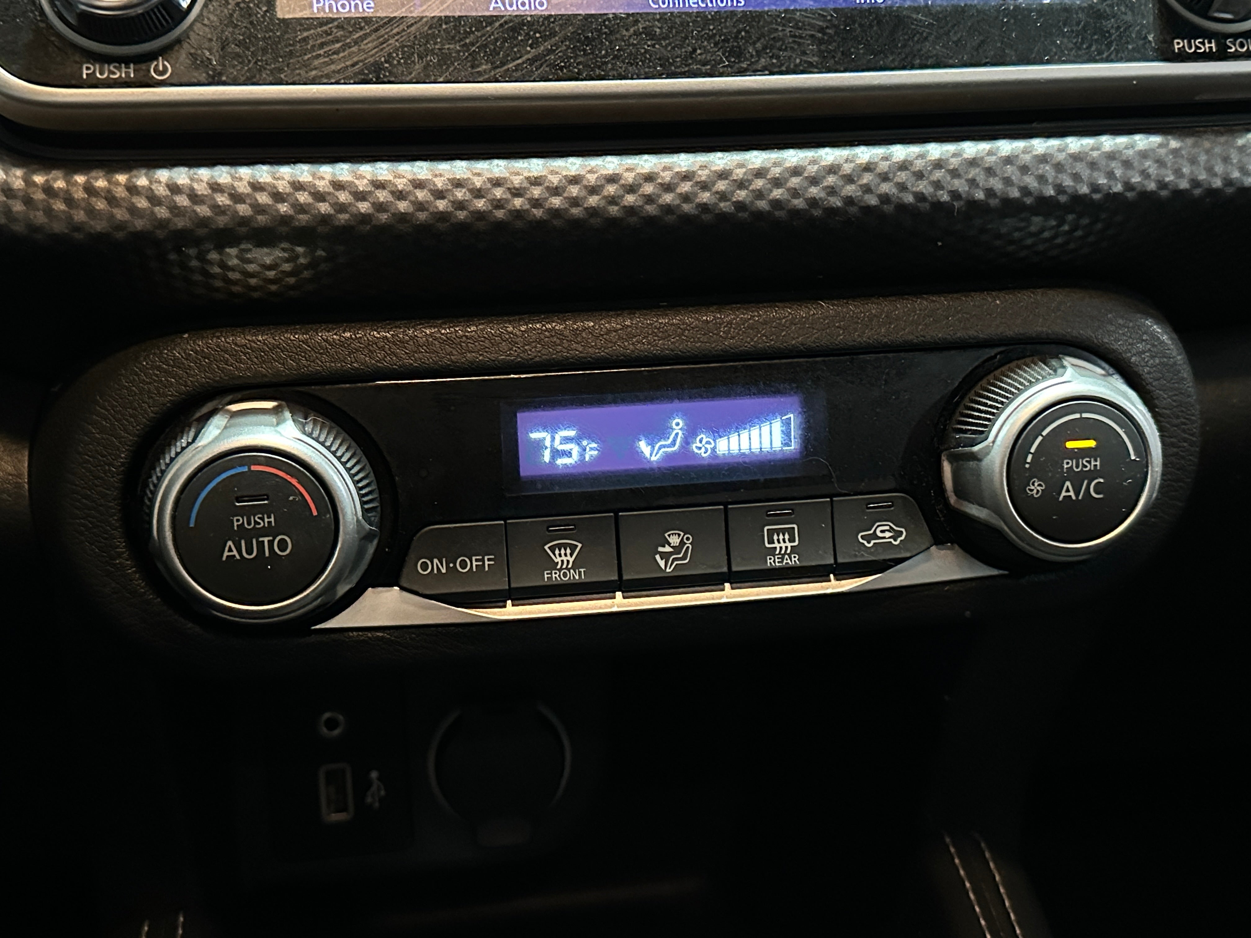 2018 Nissan Kicks SV 4