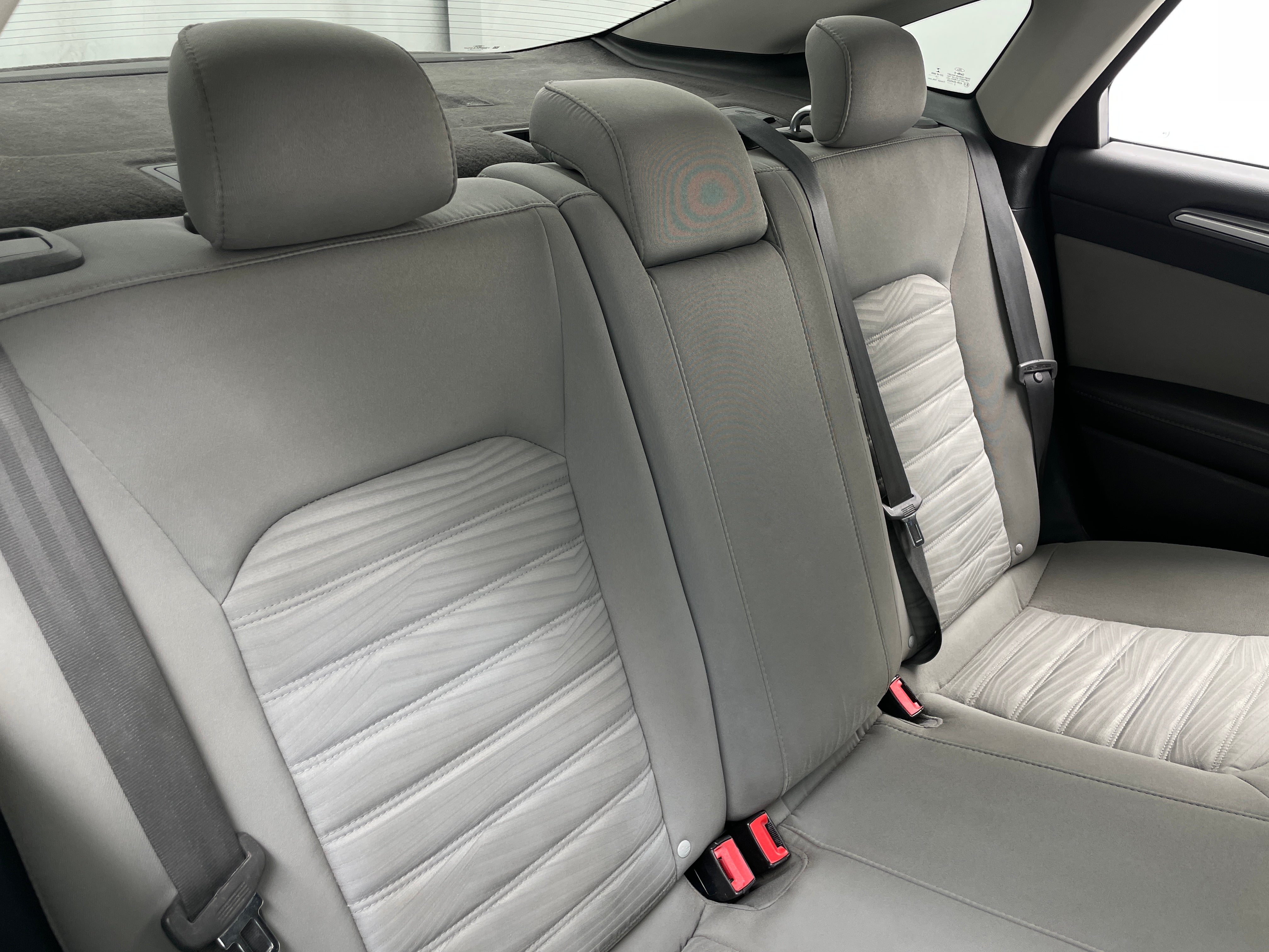 2016 Ford Fusion S 6