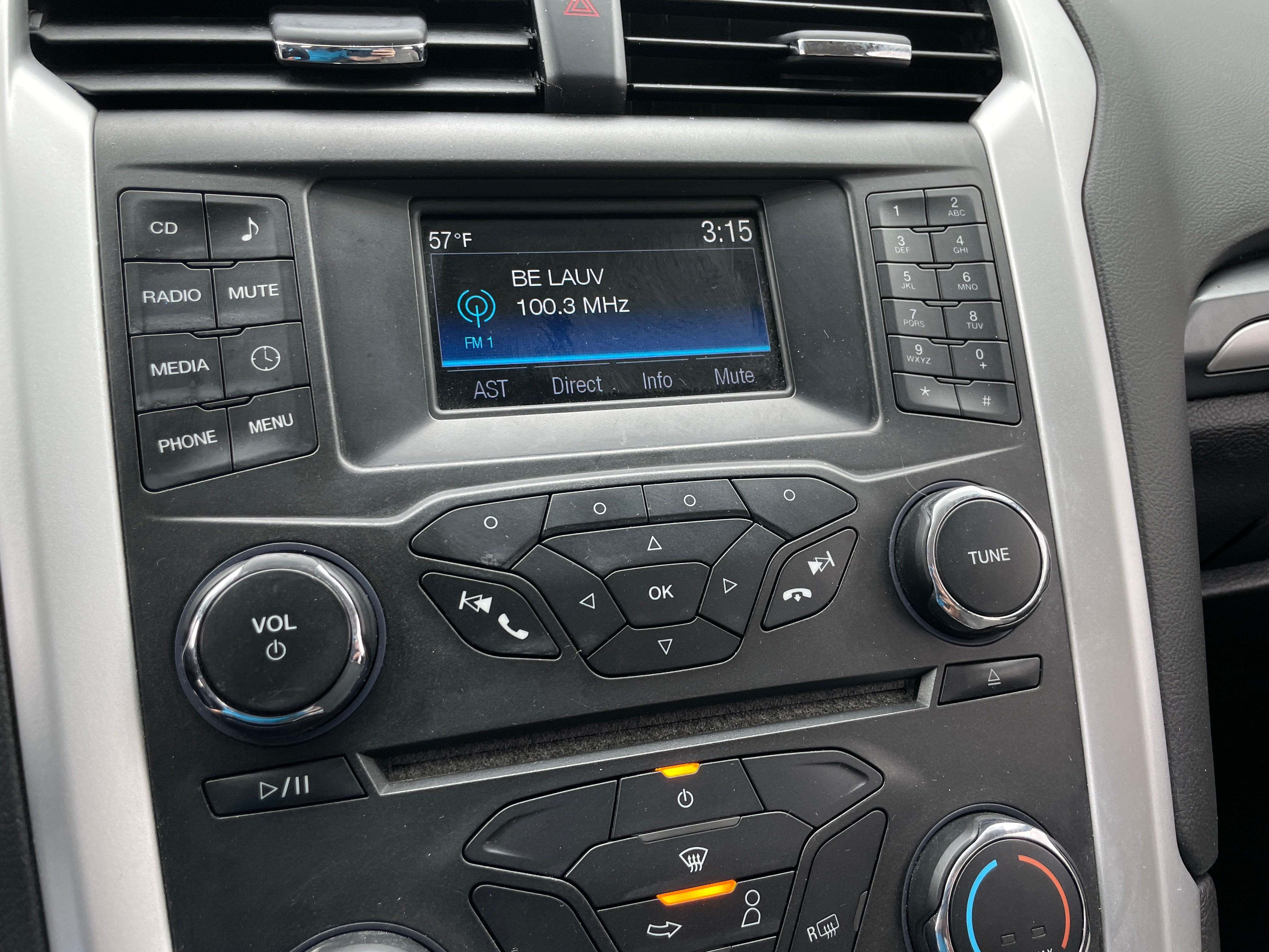 2016 Ford Fusion S 4