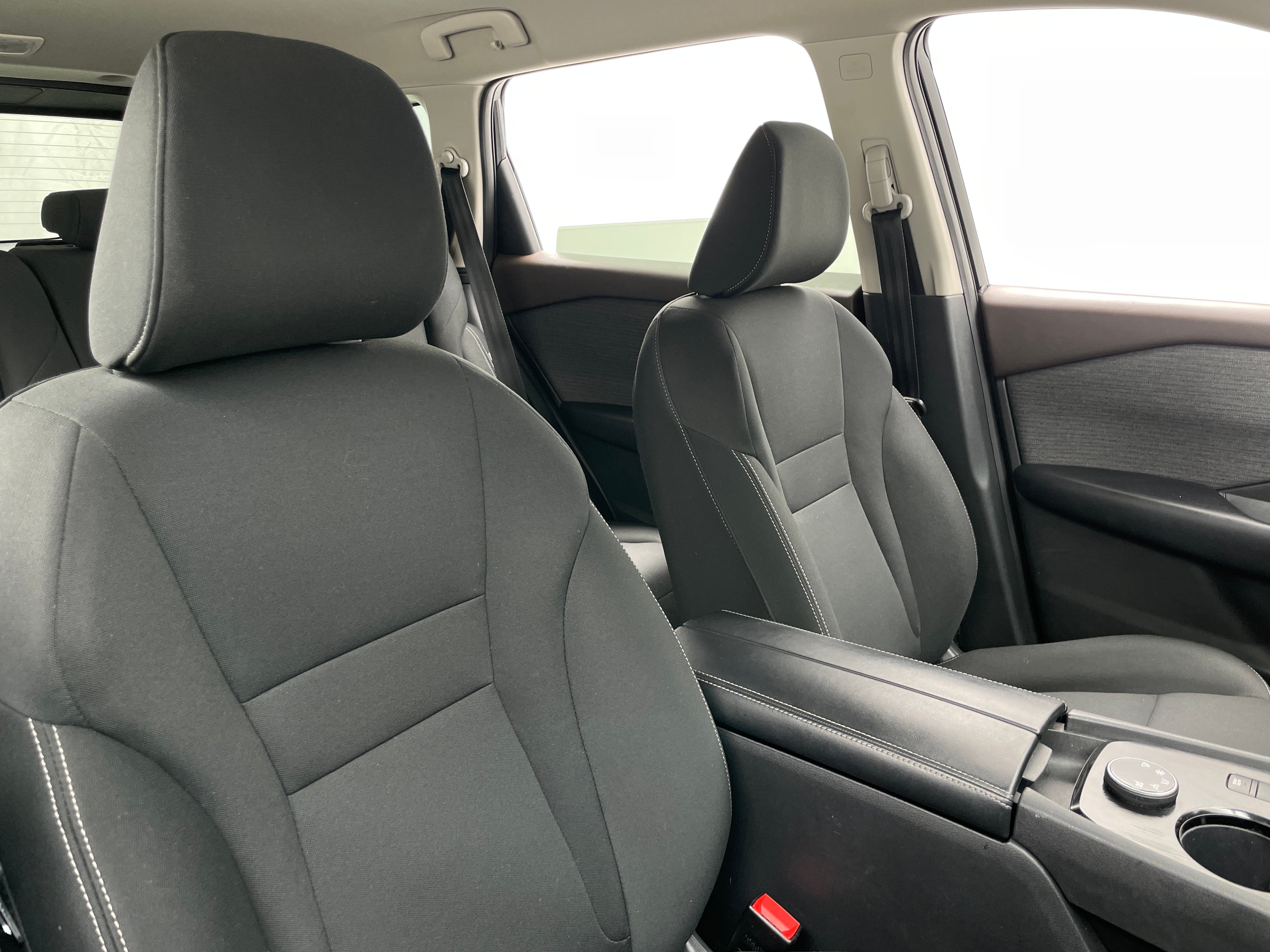2023 Nissan Rogue S 2