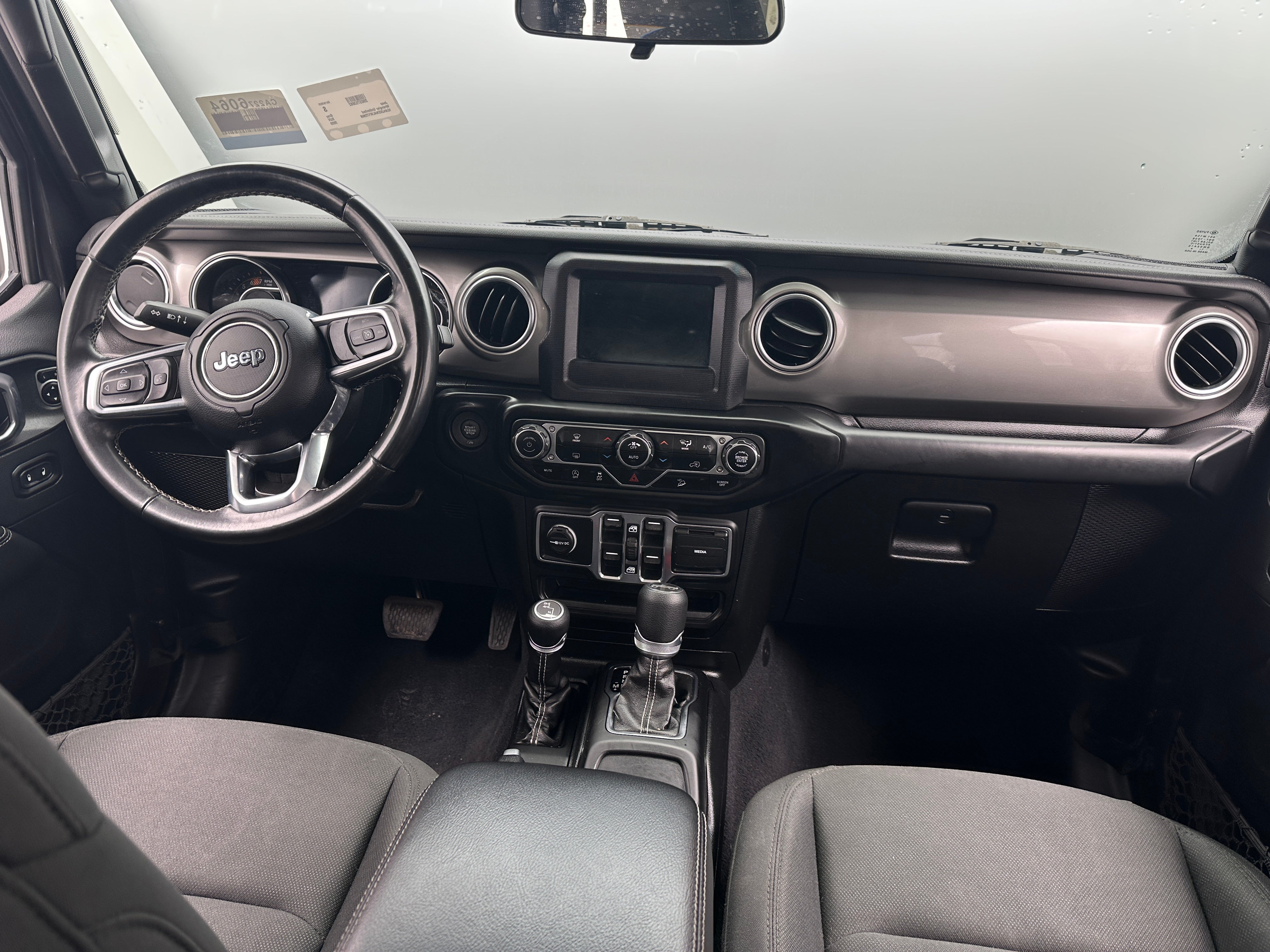 2020 Jeep Wrangler Unlimited Sahara 3
