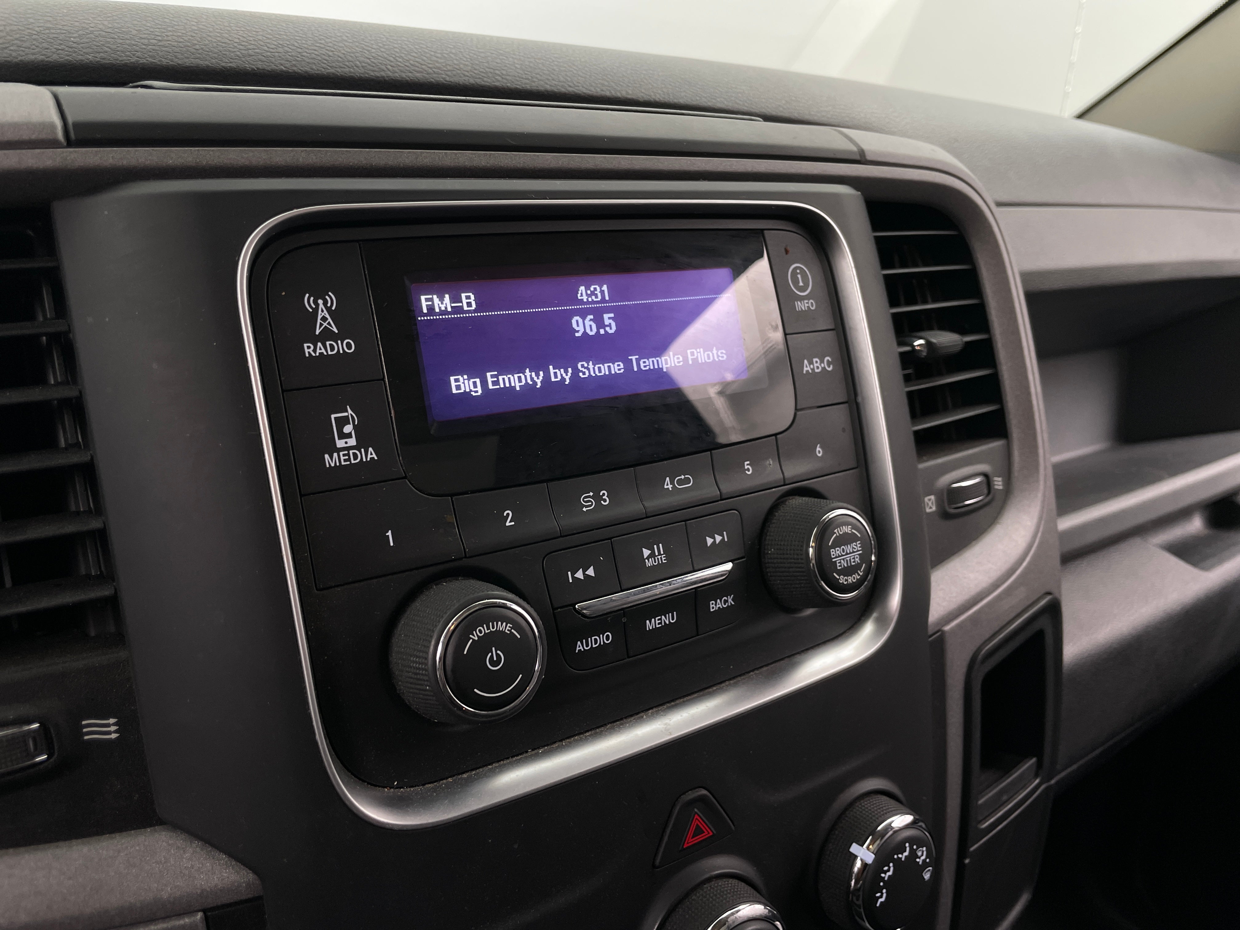 2017 RAM 1500 Tradesman 3