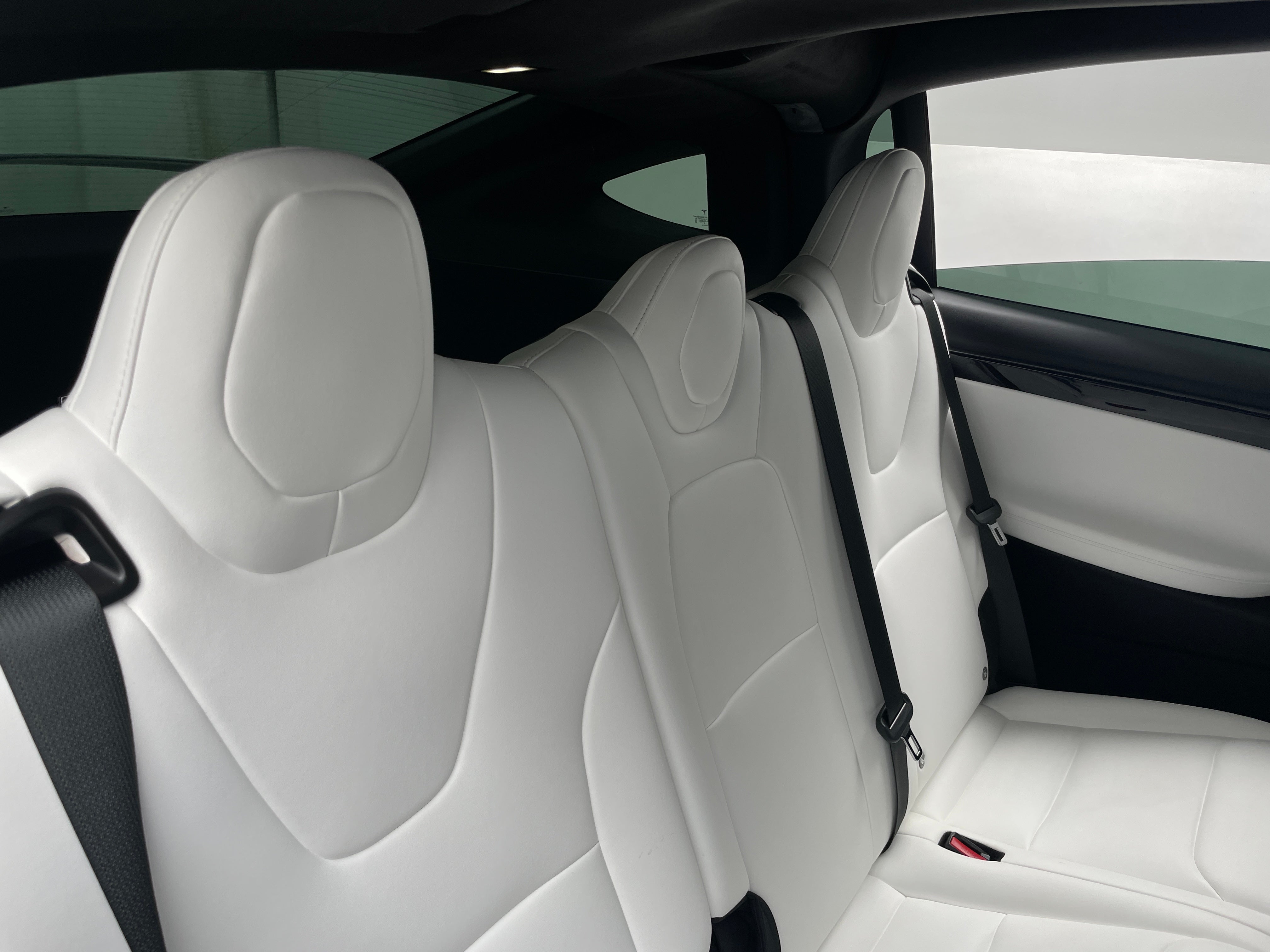 2021 Tesla Model X Long Range 4