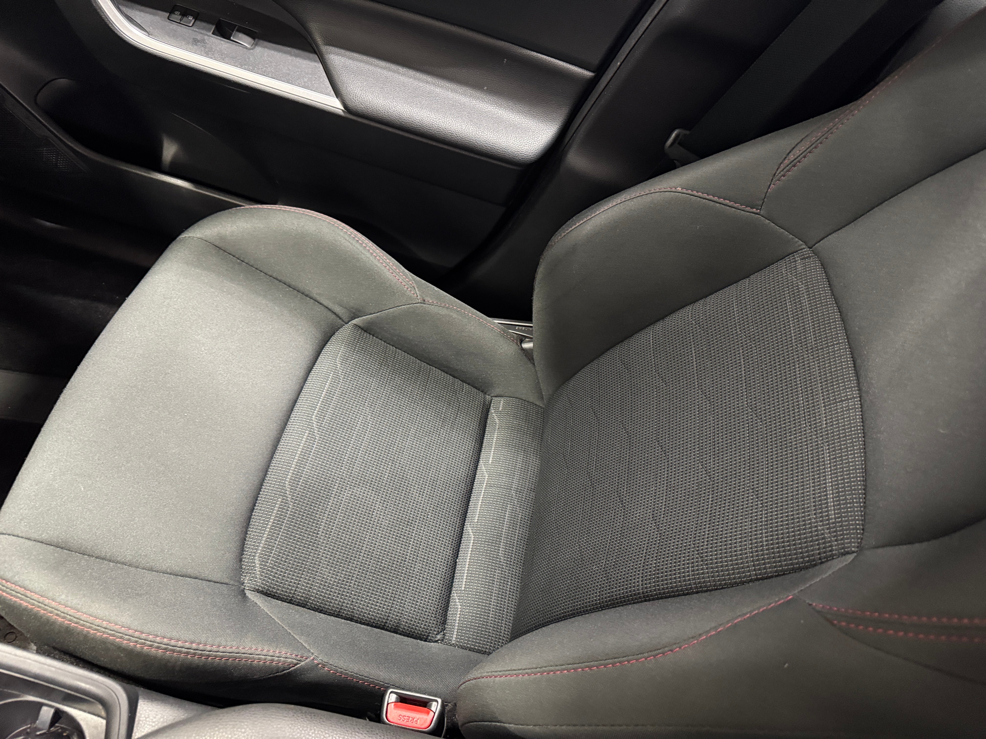 2023 Toyota RAV4 Prime SE 2