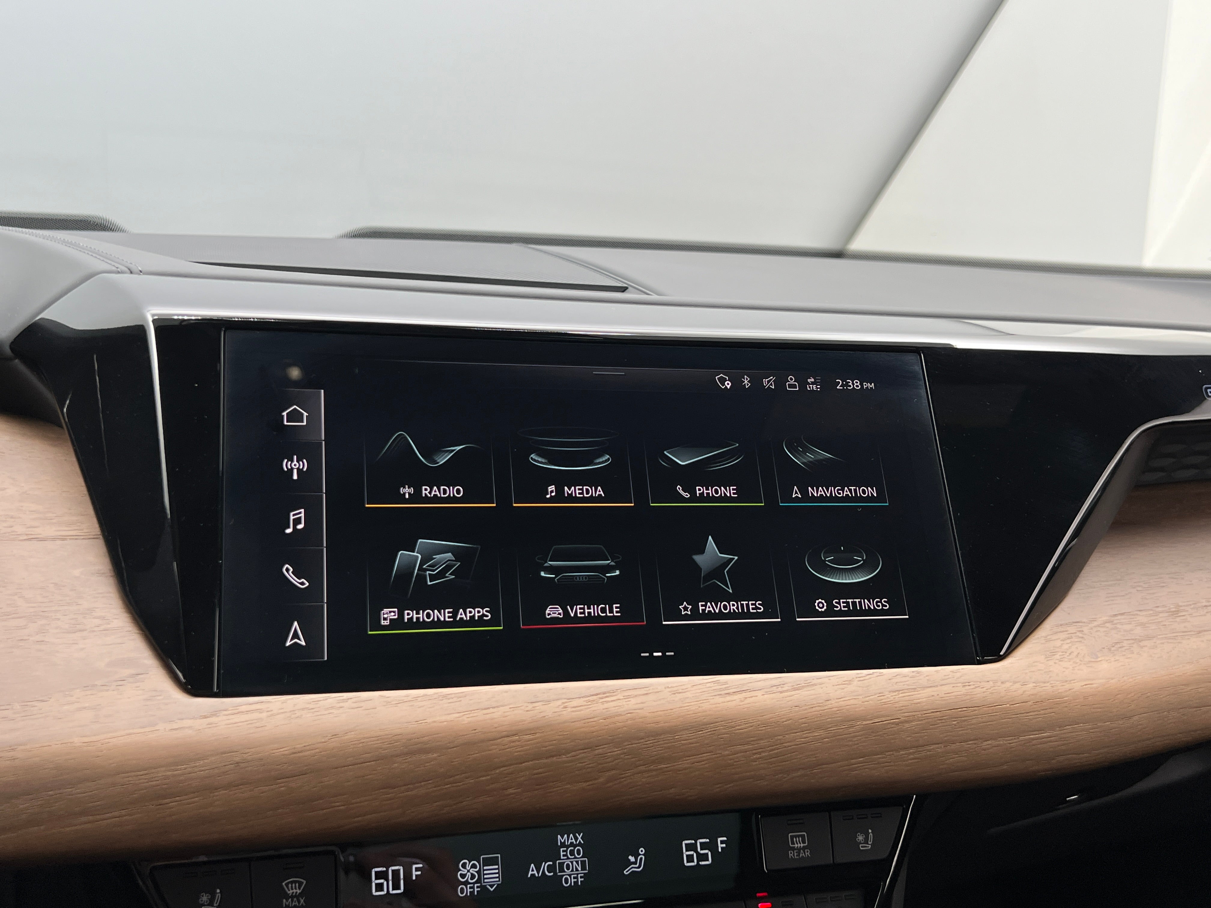 2022 Audi e-tron GT Prestige 3