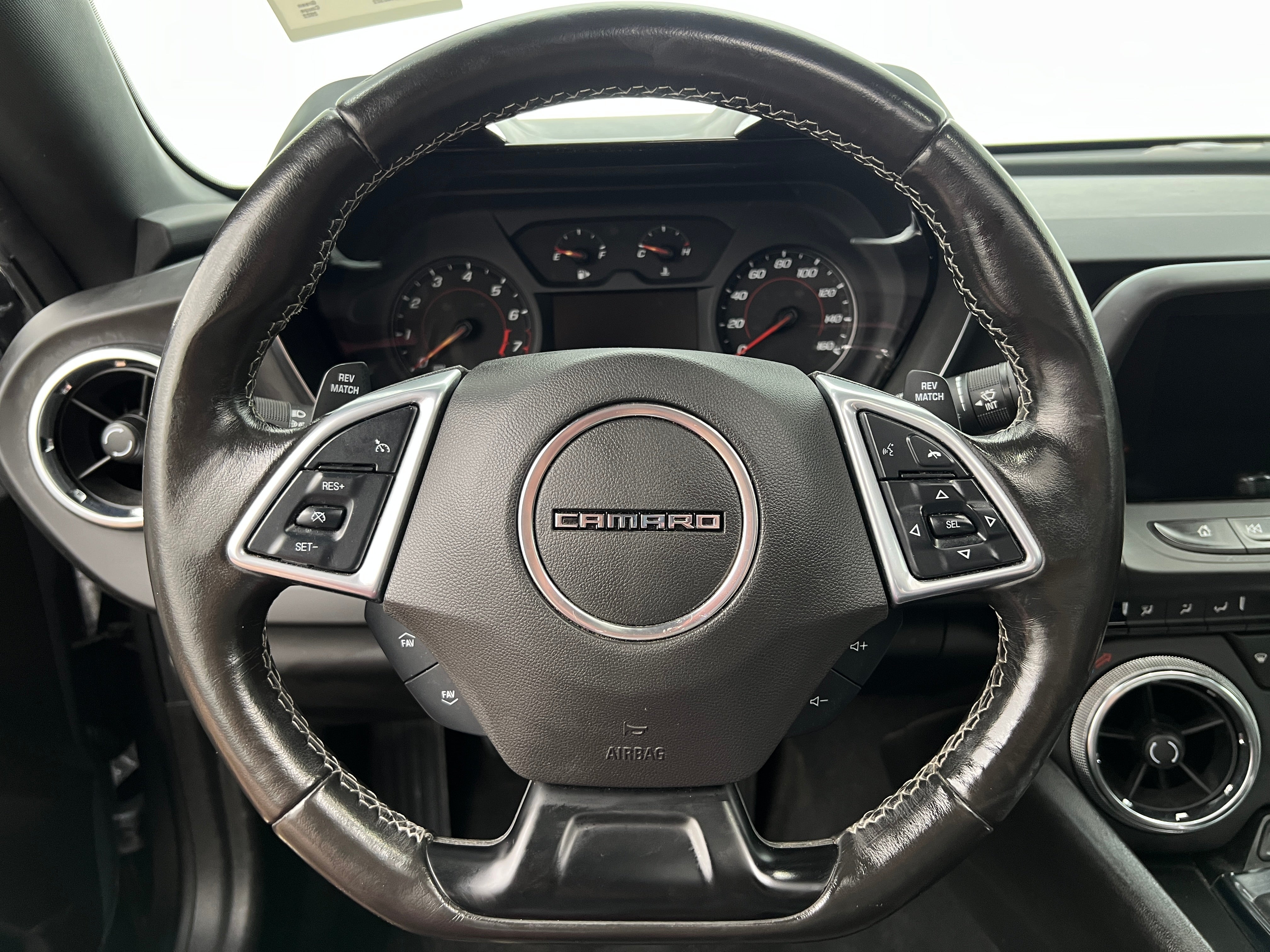 2022 Chevrolet Camaro  4
