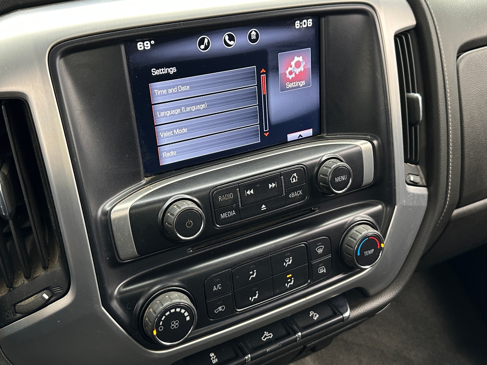 Thumbnail: 2015 GMC Sierra 1500 - 4