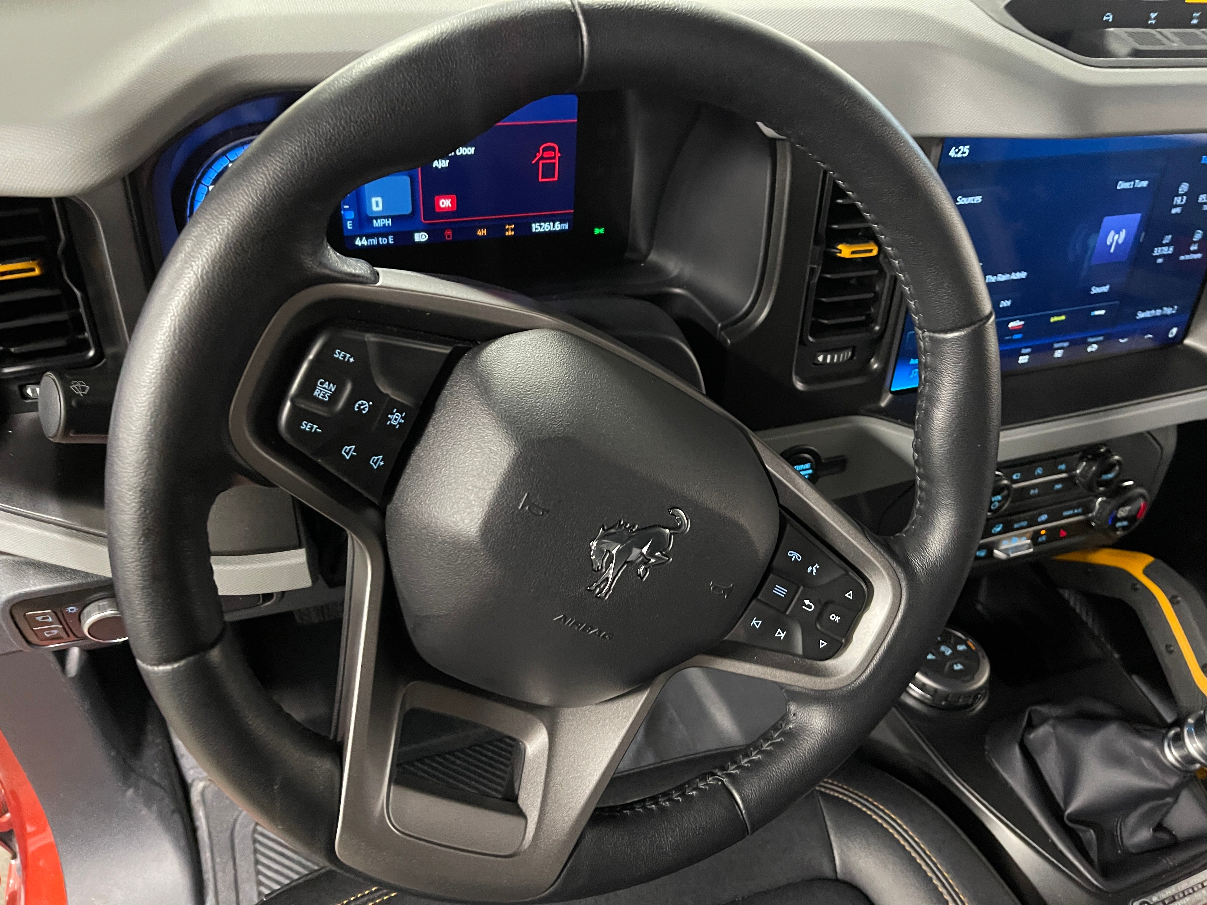 2023 Ford Bronco Badlands 5