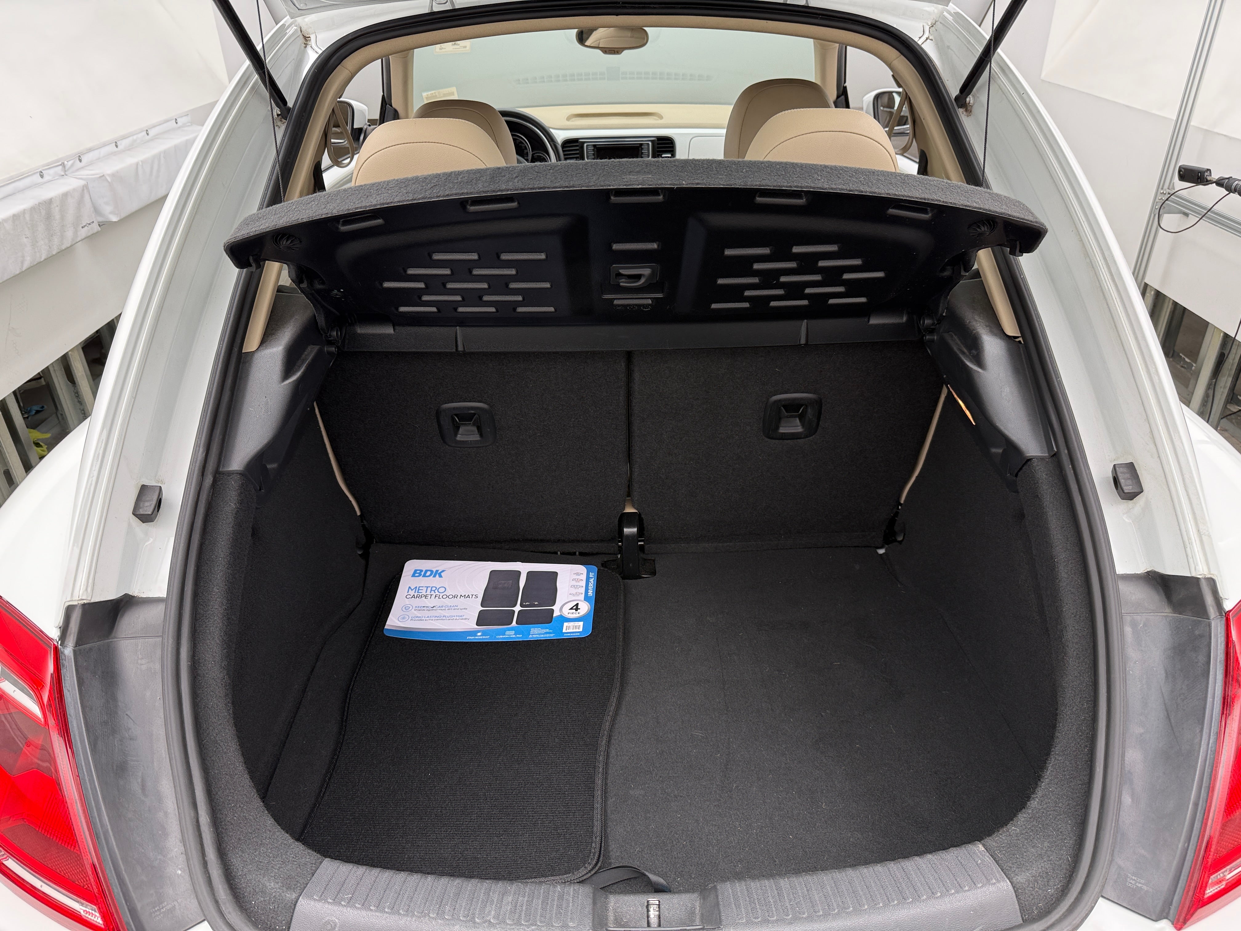 2016 Volkswagen Beetle SE 7