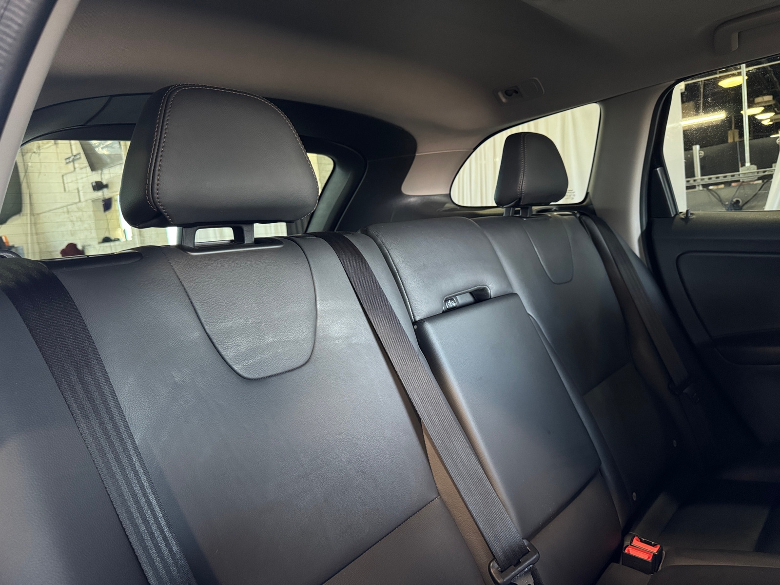 Thumbnail: 2017 Volvo XC60 - 5