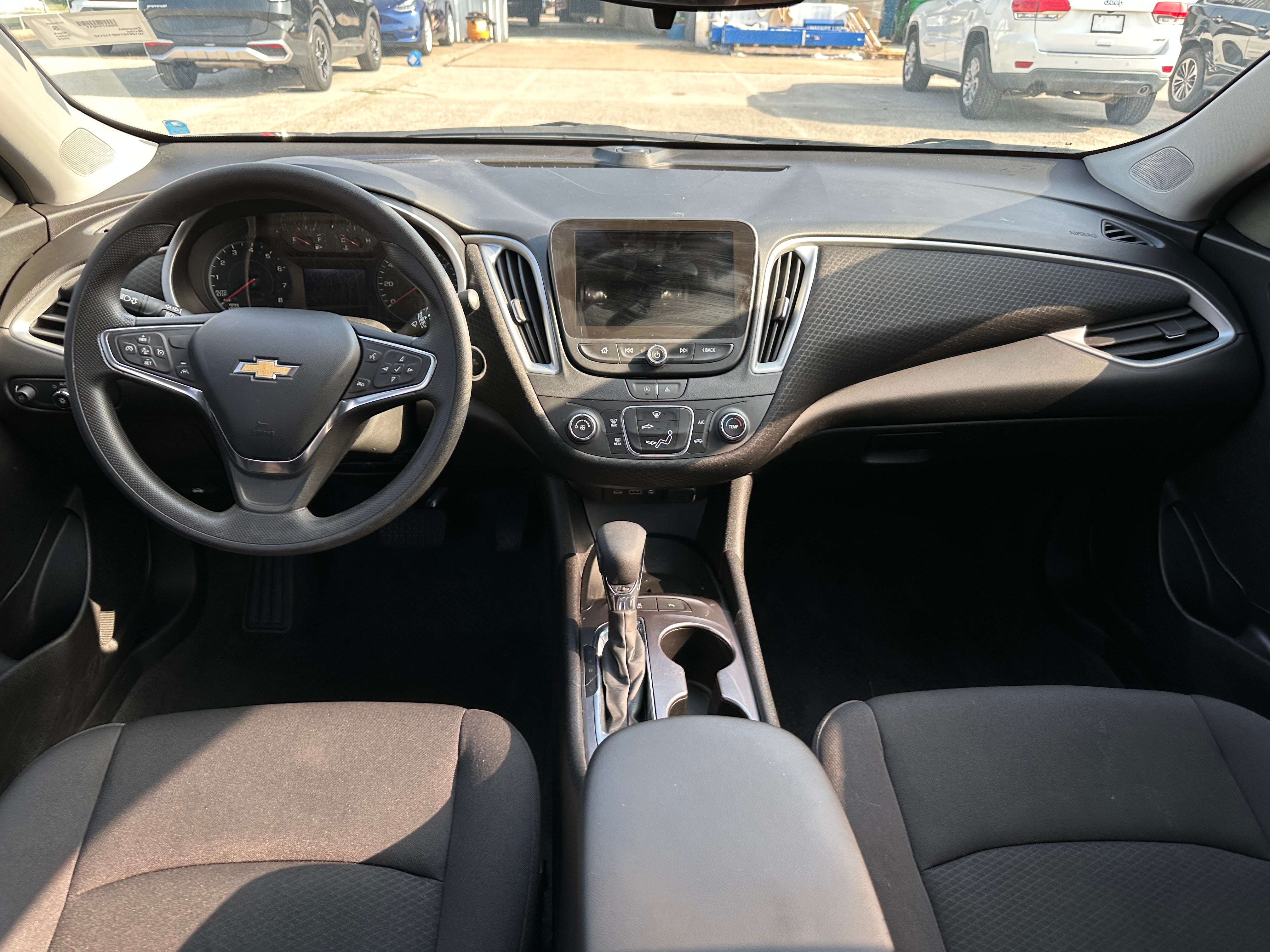 Thumbnail: 2024 Chevrolet Malibu - 3