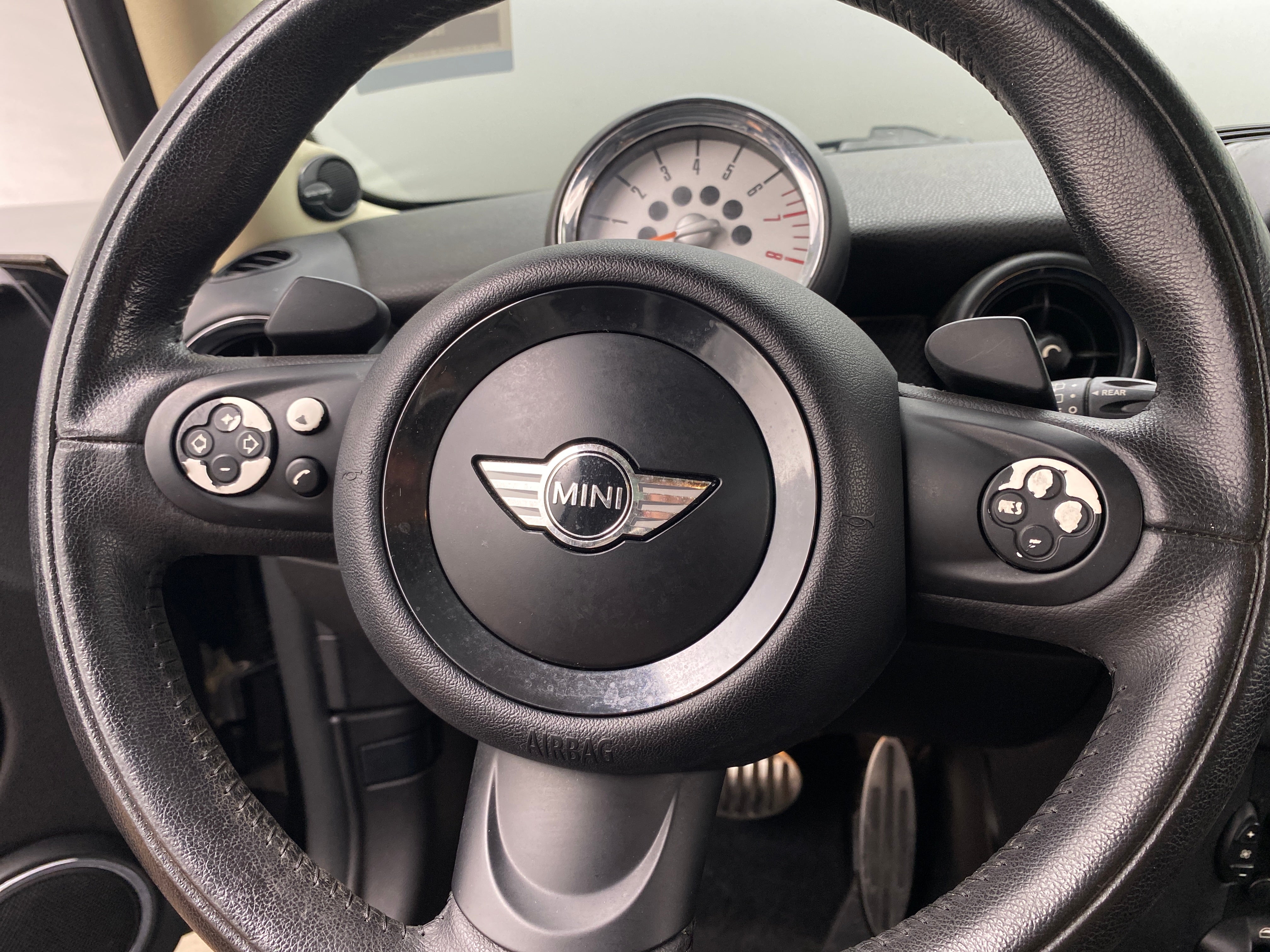 2013 MINI Cooper Hardtop S 4