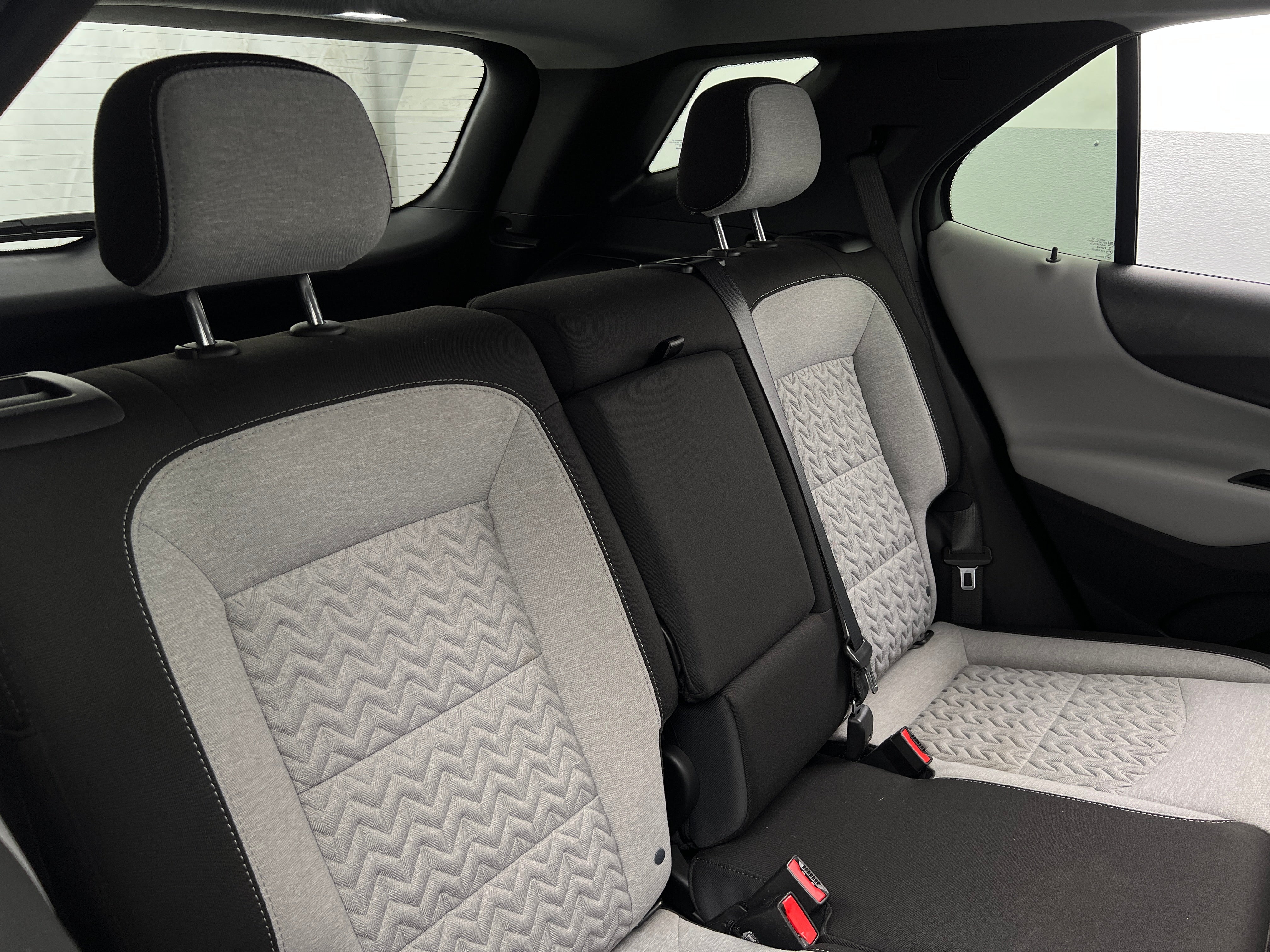 2023 Chevrolet Equinox LS 6