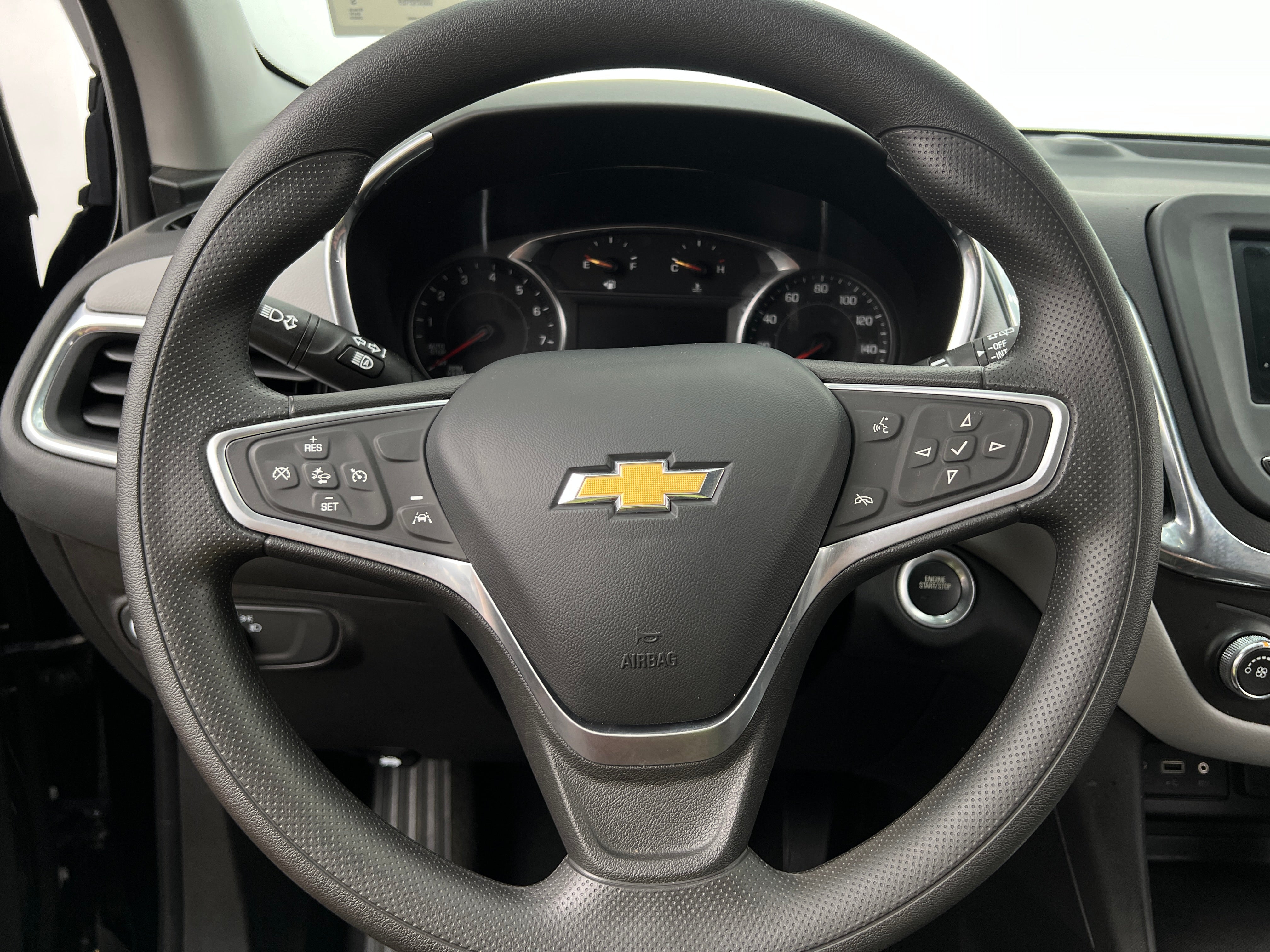 2023 Chevrolet Equinox LS 5