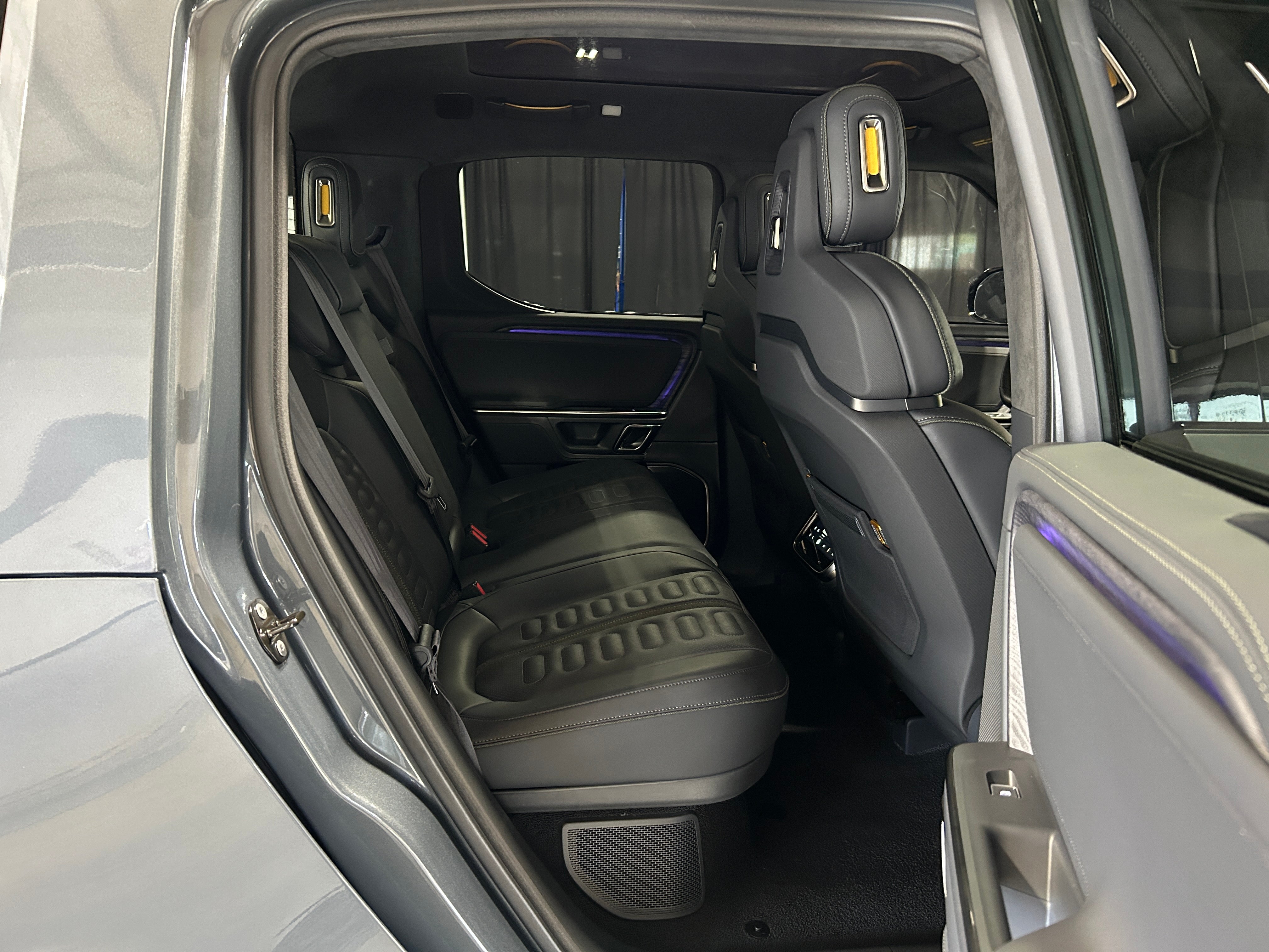 2022 Rivian R1T Adventure 5