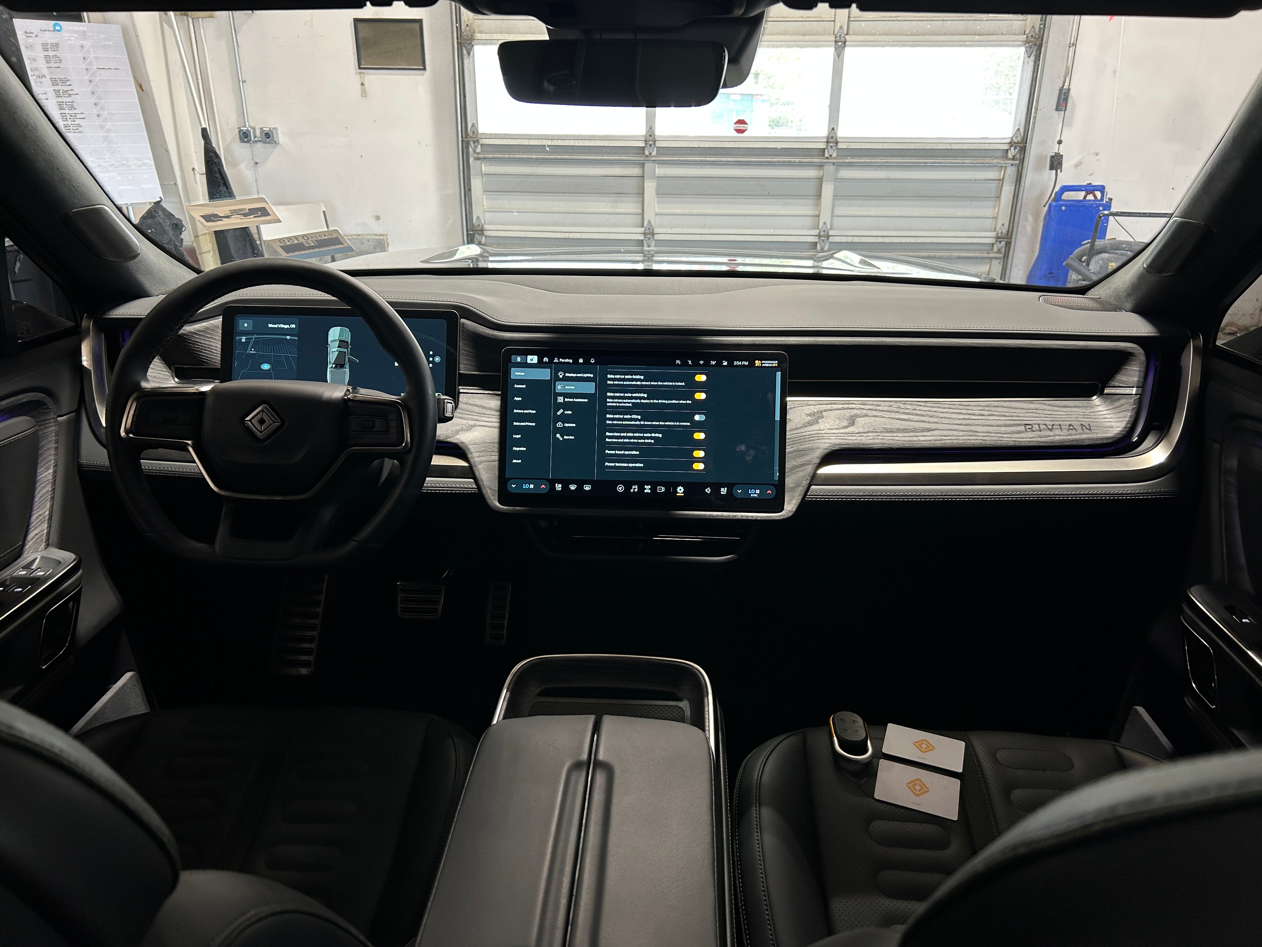 2022 Rivian R1T Adventure 2