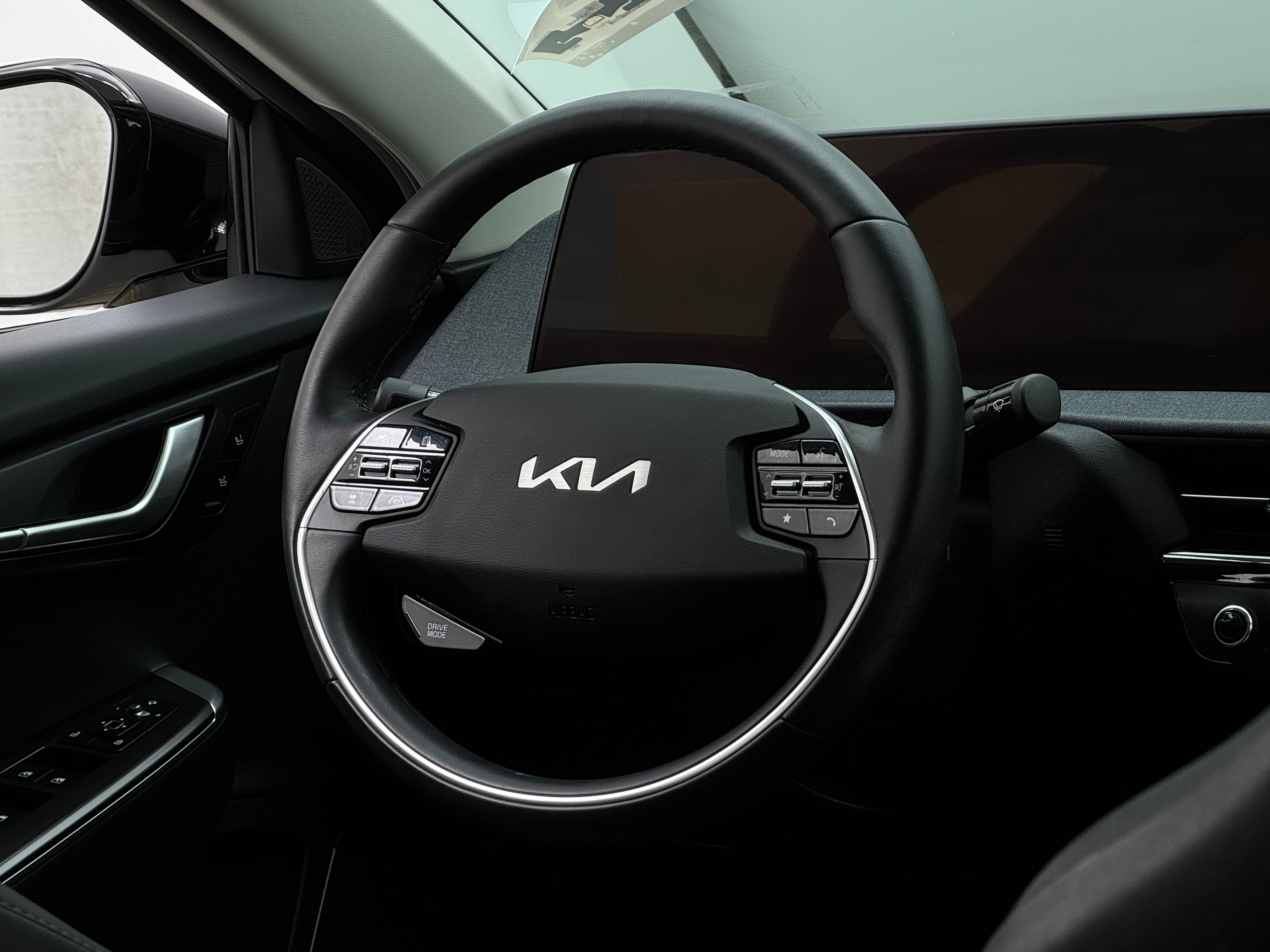 2022 Kia EV6 Wind 4