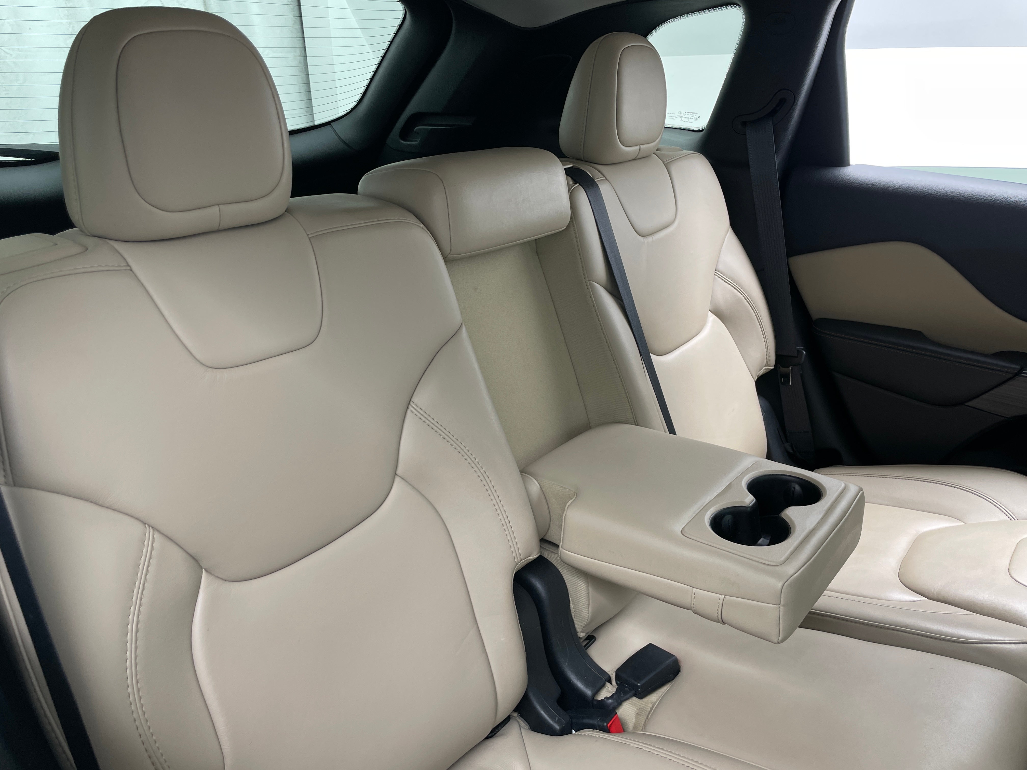 2016 Jeep Cherokee Limited Edition 6