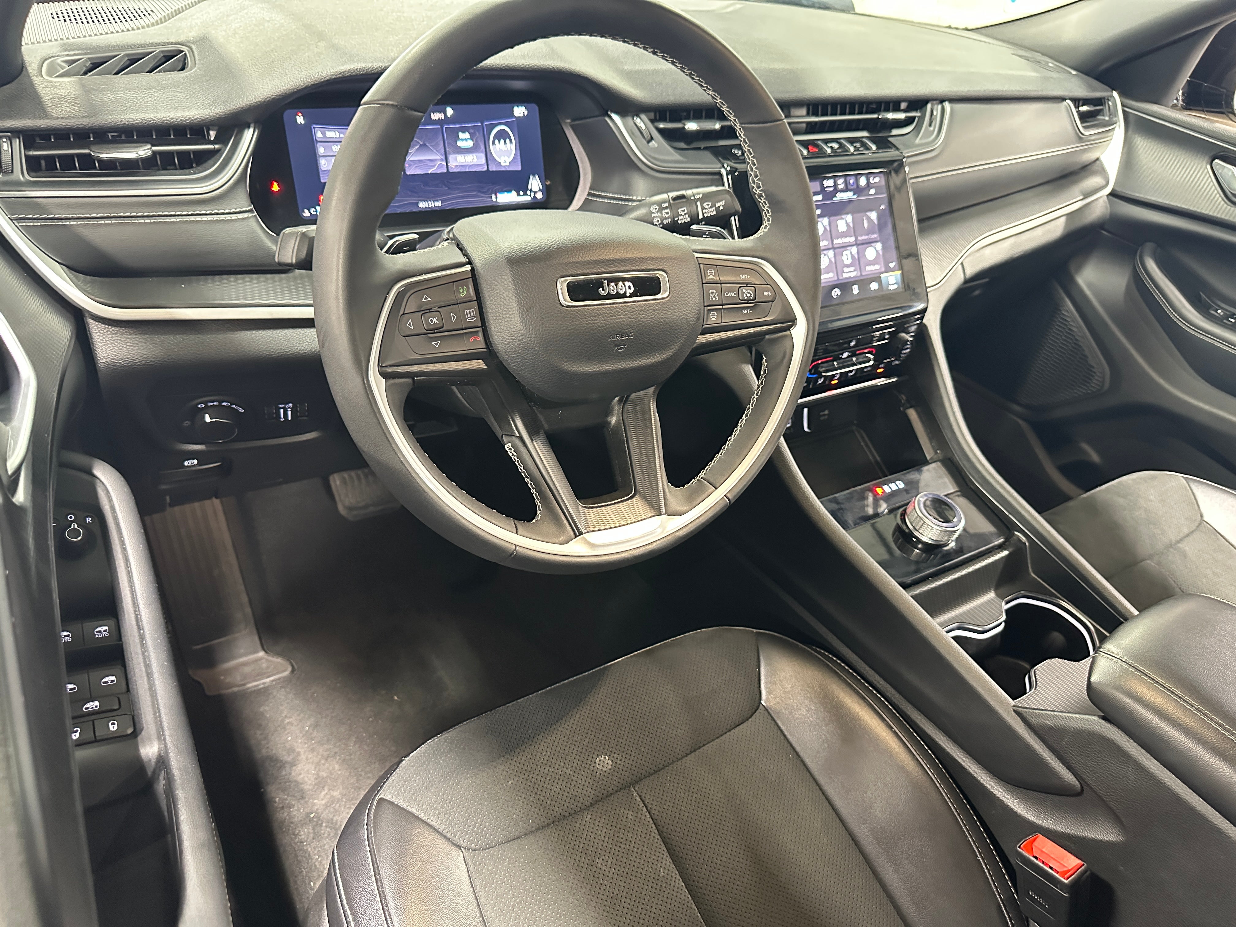 2024 Jeep Grand Cherokee L Altitude 2