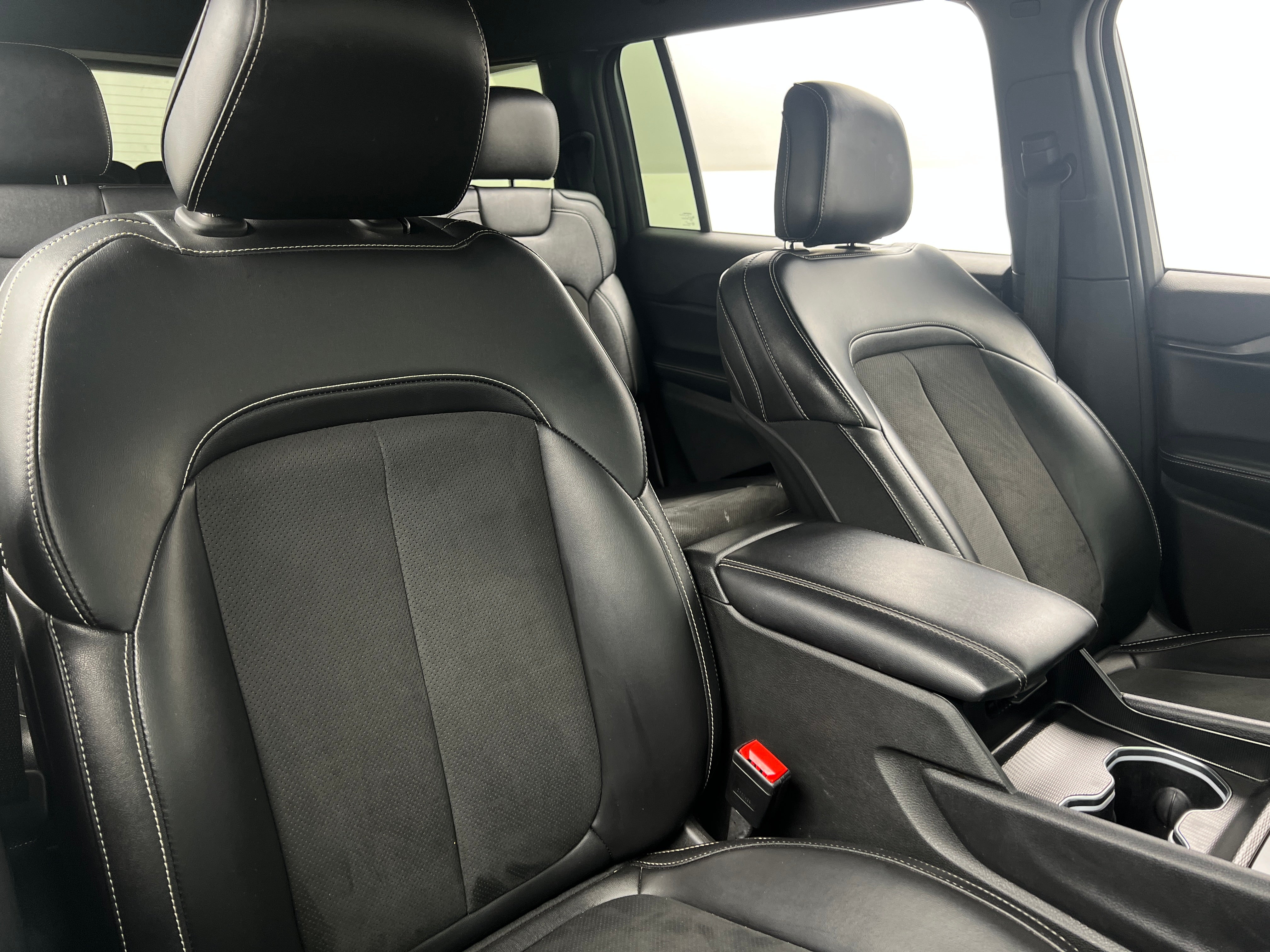 2024 Jeep Grand Cherokee L Altitude 2