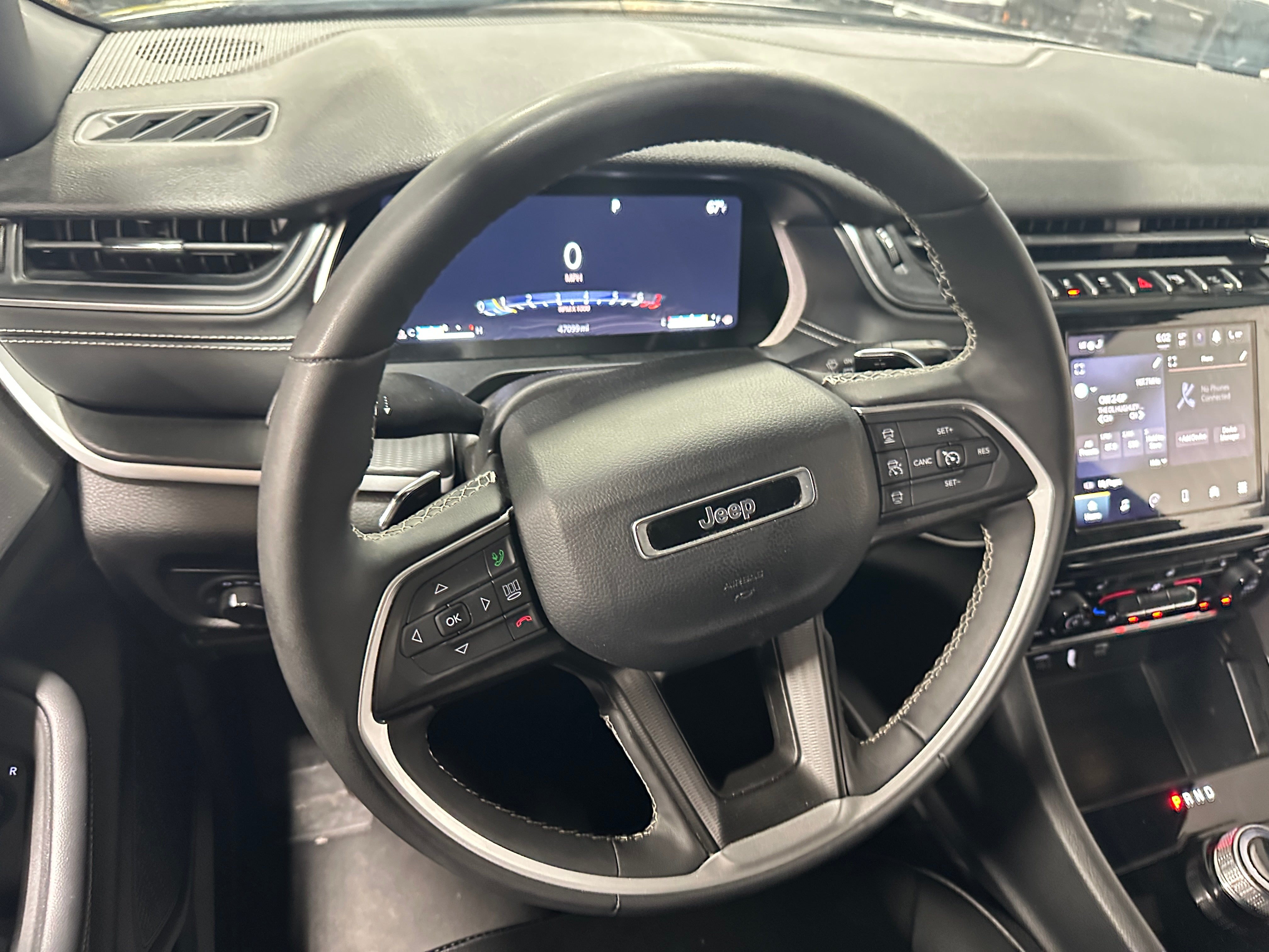 2024 Jeep Grand Cherokee L Altitude 5