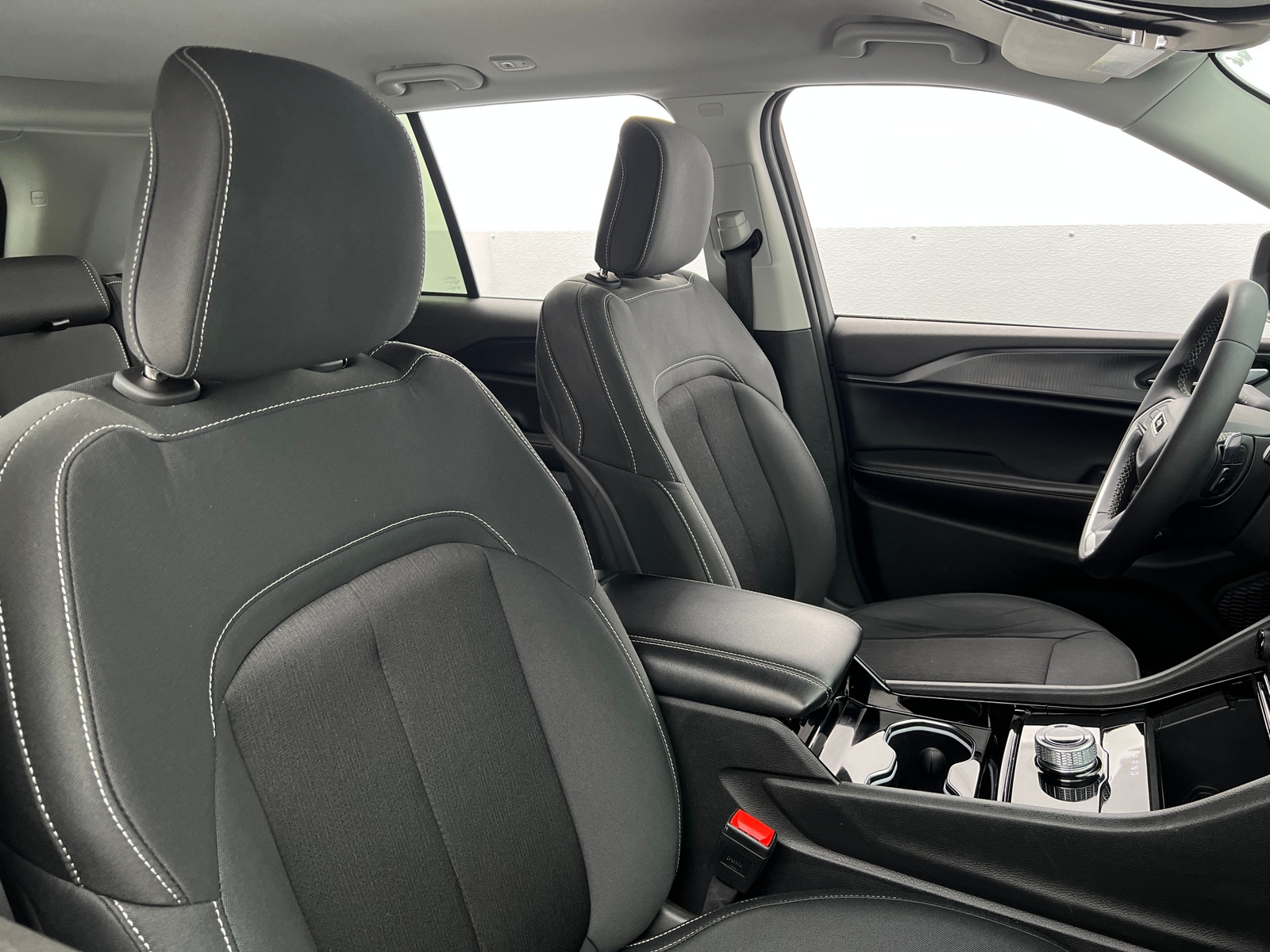 Thumbnail: 2023 Jeep Grand Cherokee - 2