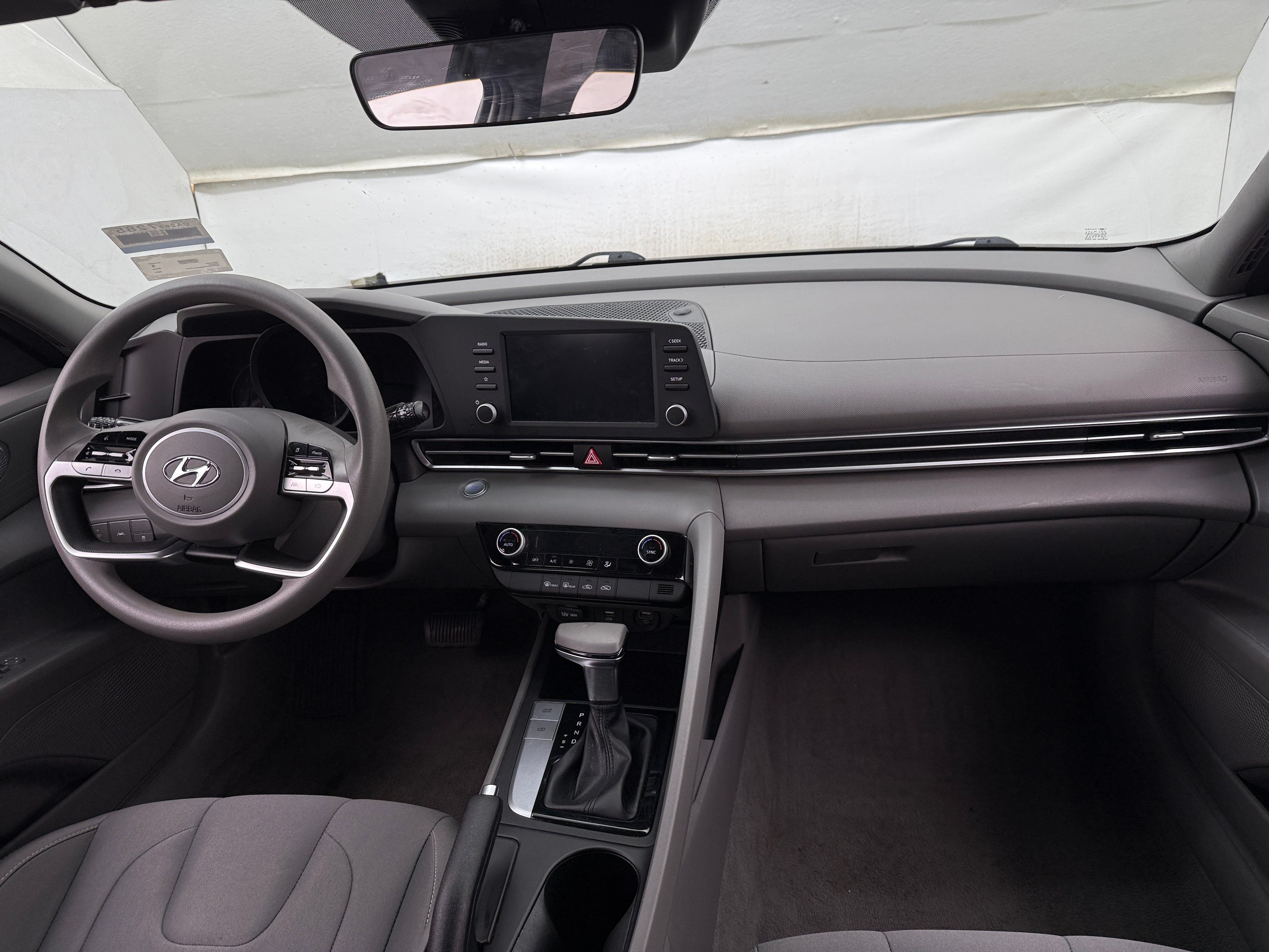 2021 Hyundai Elantra SEL 3