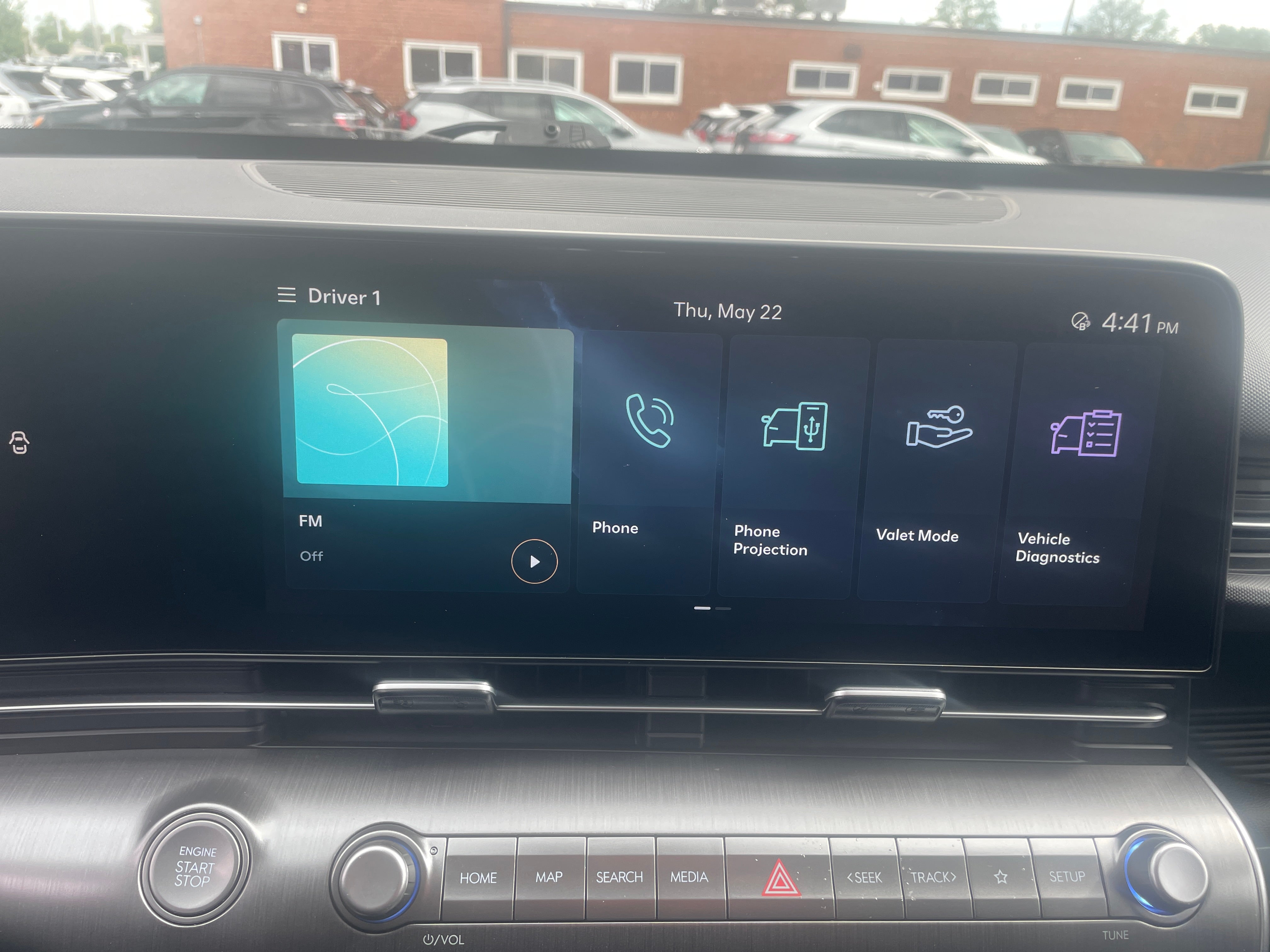 2024 Hyundai Kona SEL 4