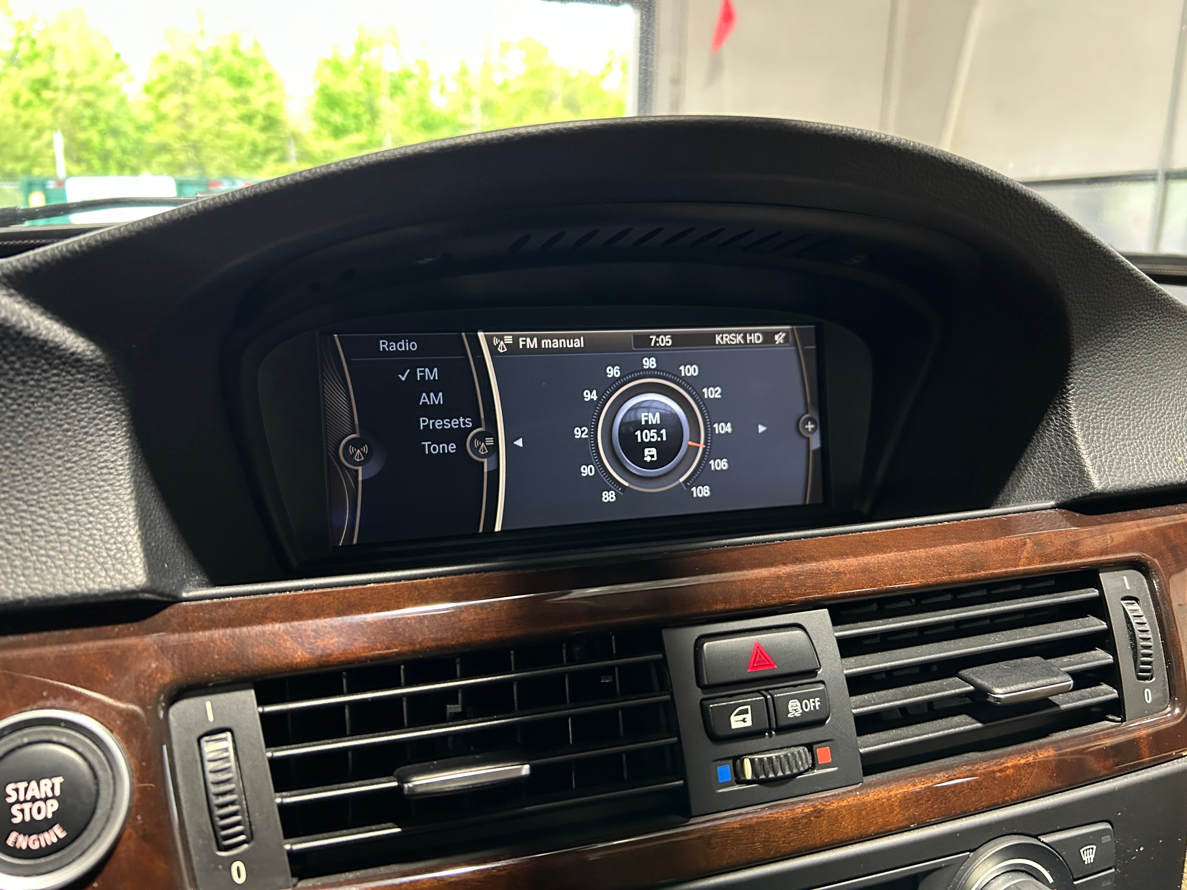 2011 BMW 3 Series 328i xDrive 3