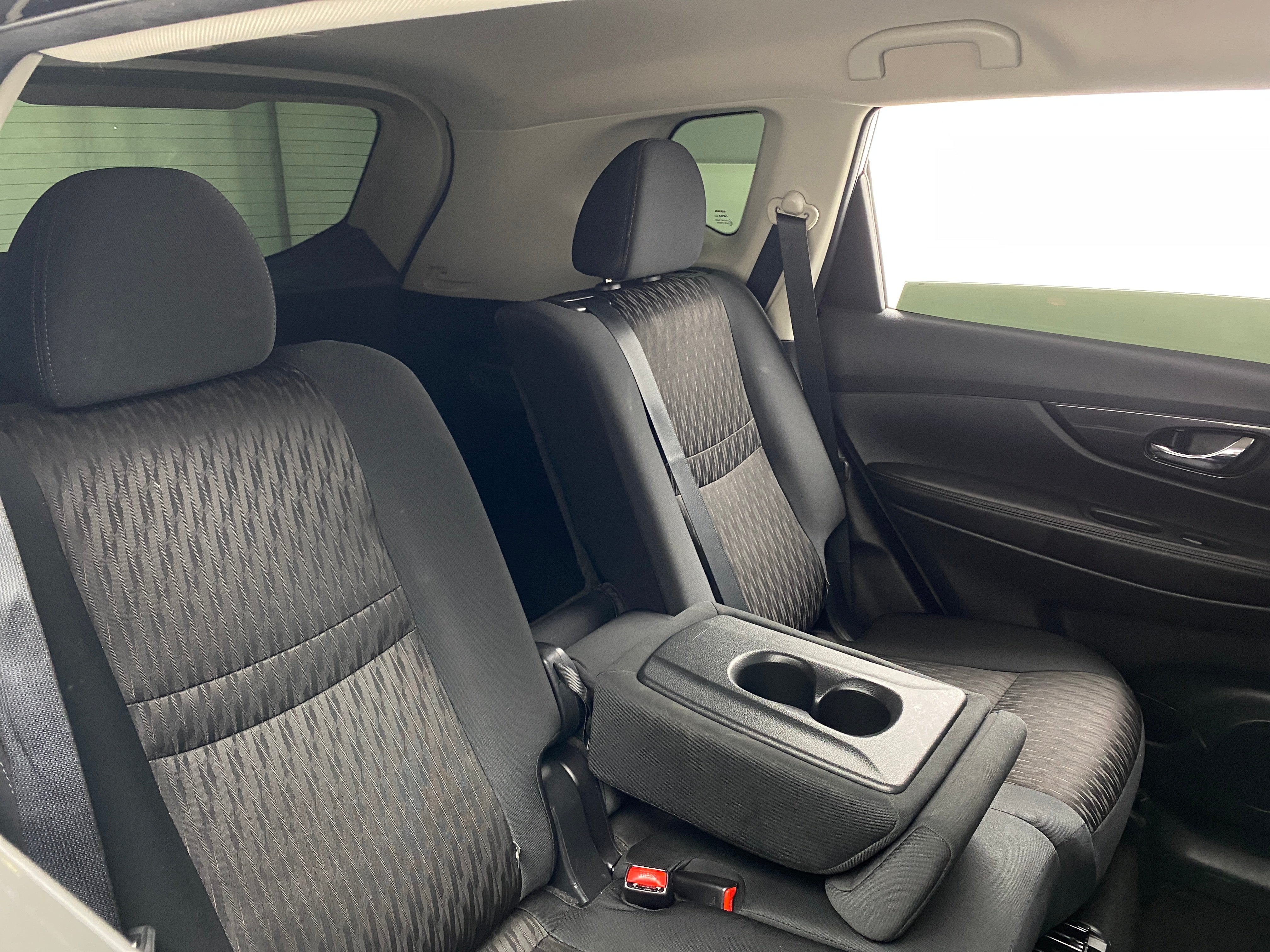 2018 Nissan Rogue SV 6