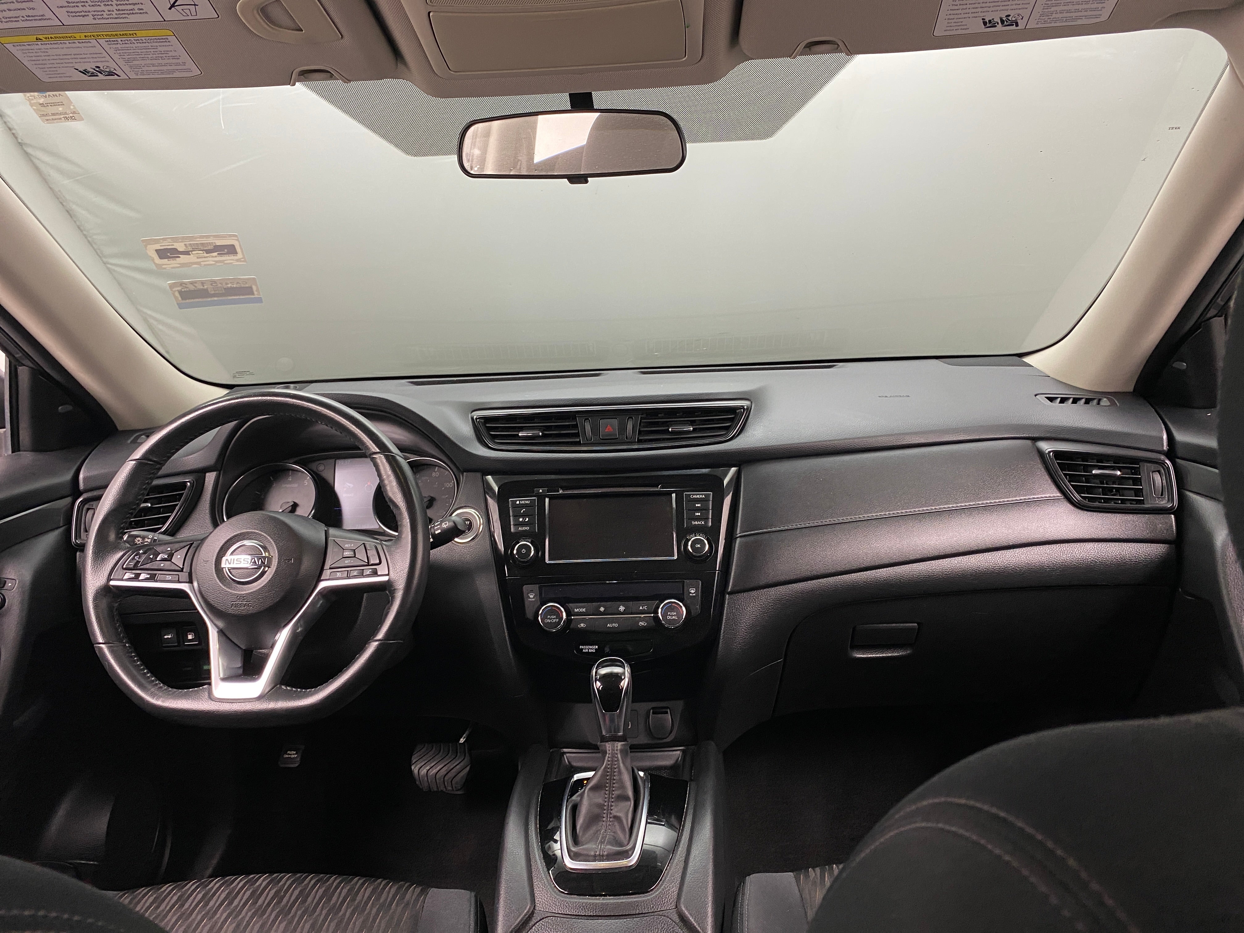 2018 Nissan Rogue SV 3