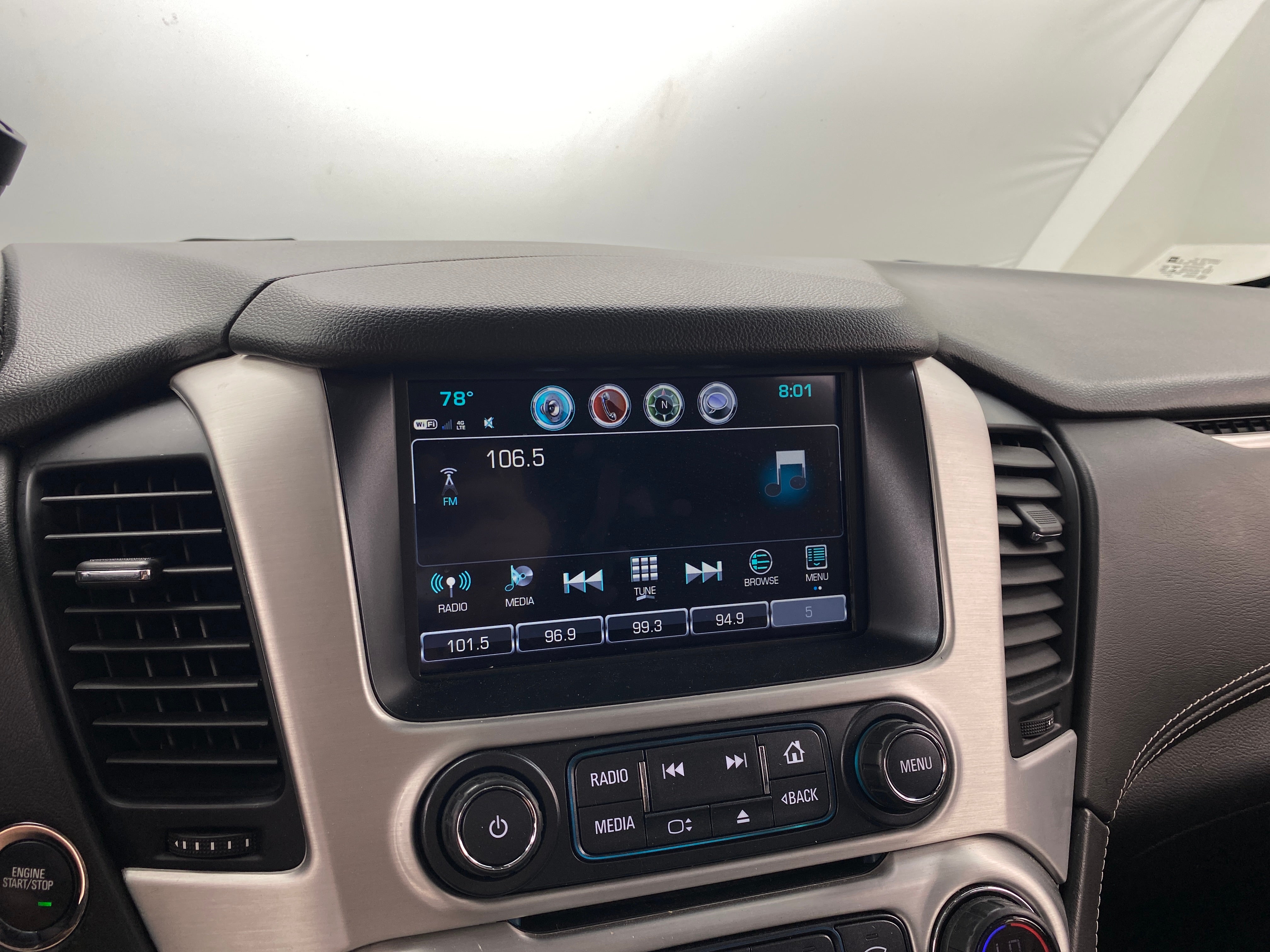 2019 GMC Yukon XL SLT 3