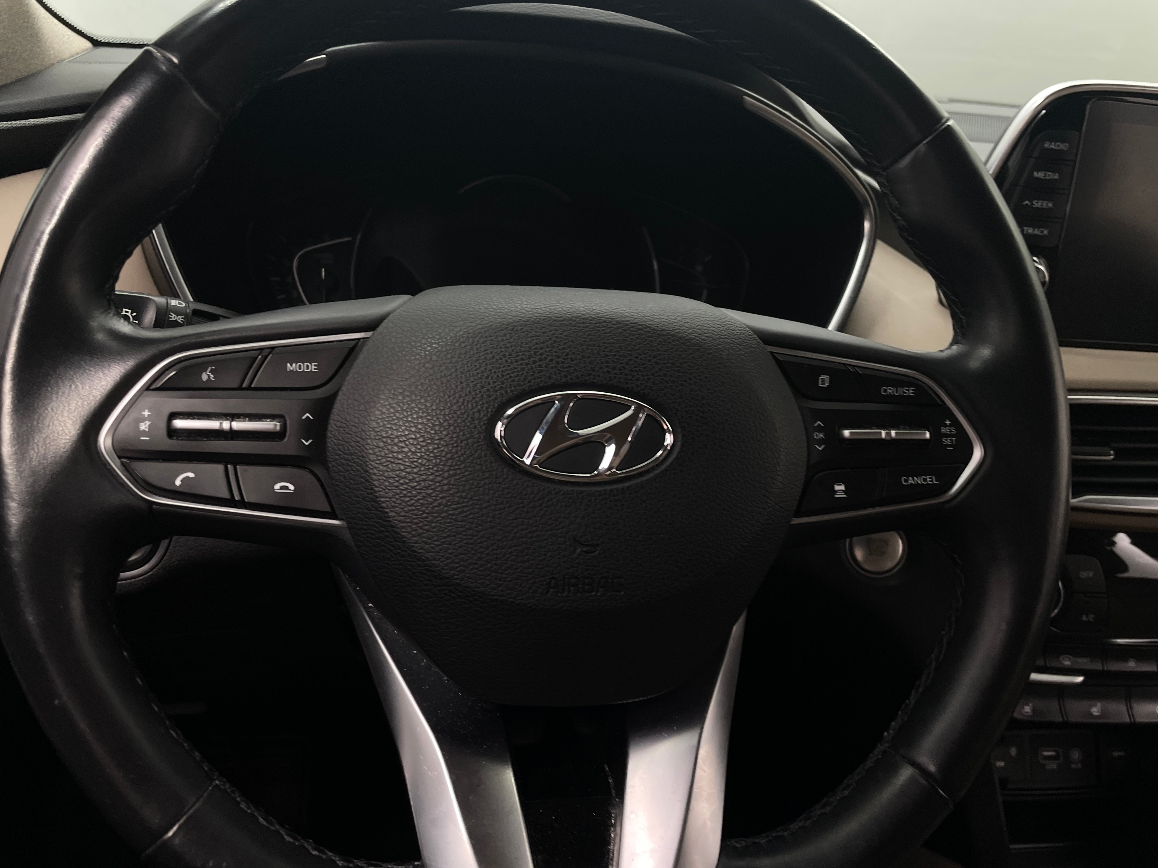 2019 Hyundai Santa Fe Ultimate 4