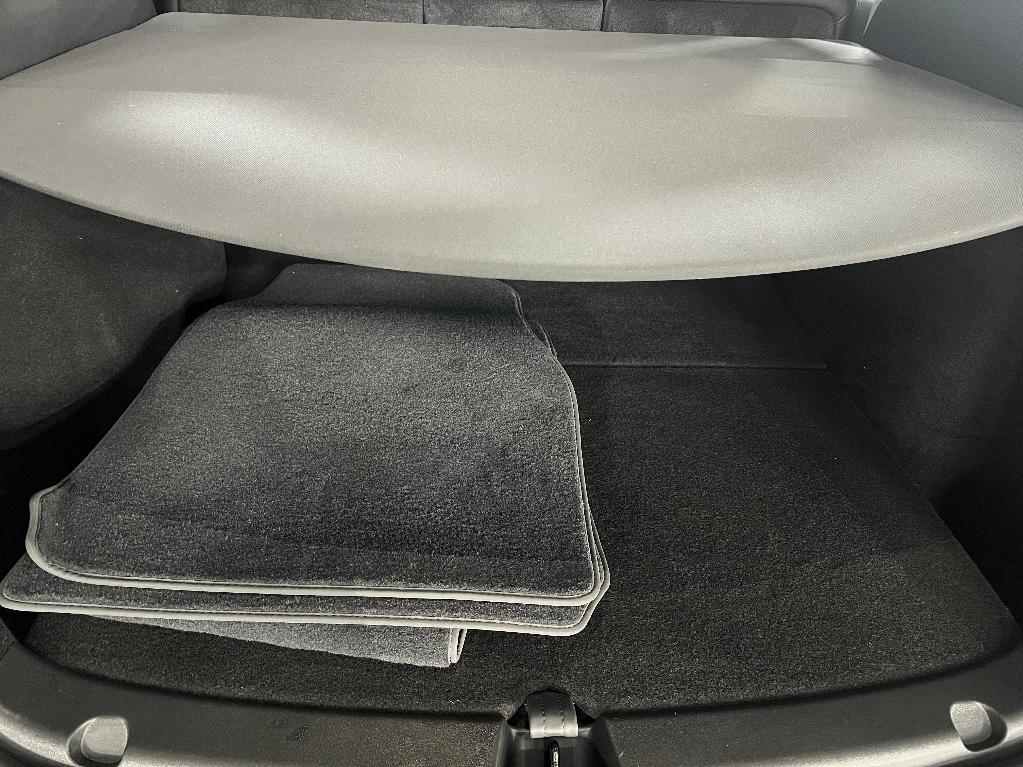 2023 Tesla Model Y Long Range 6