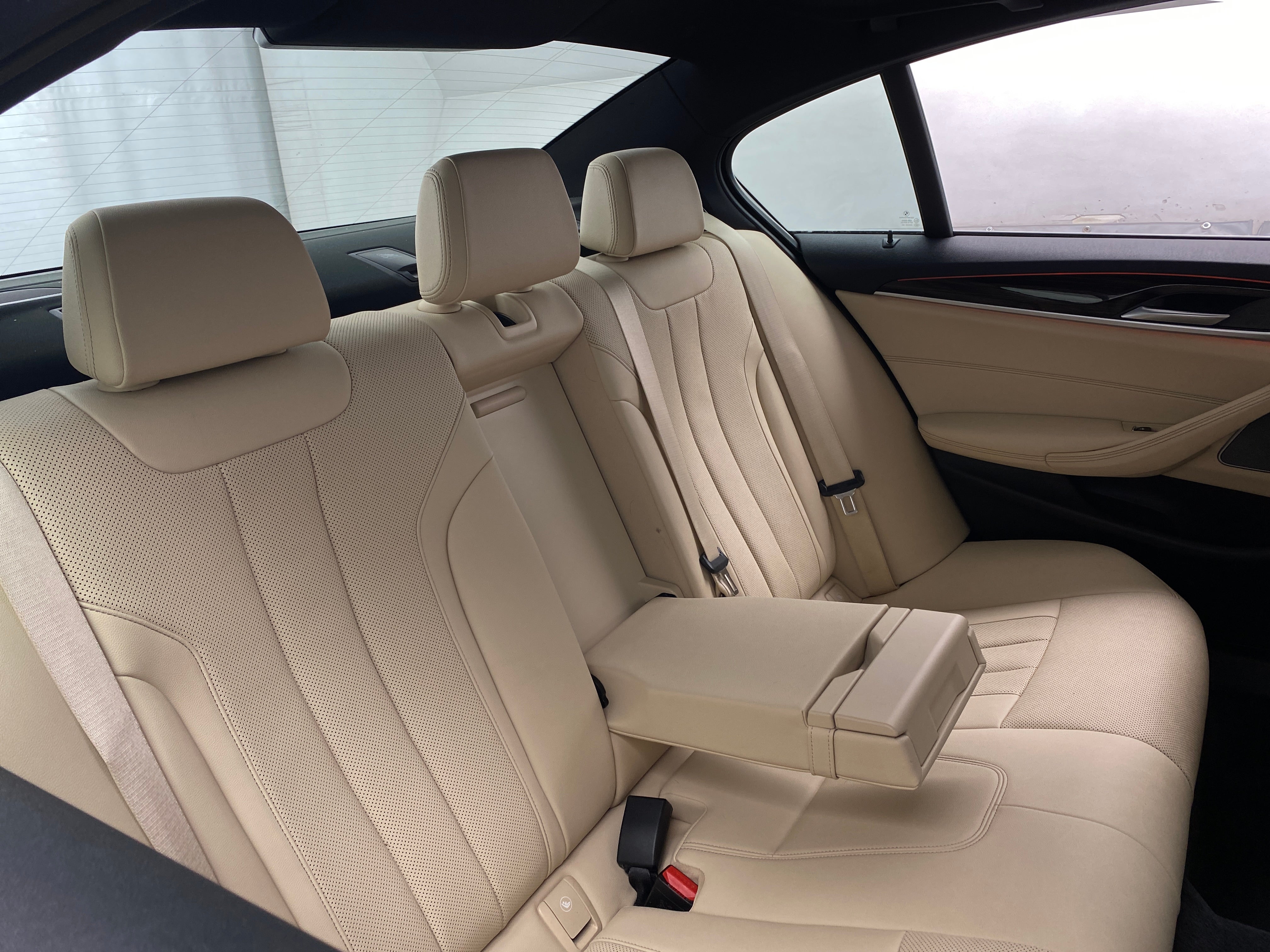 2022 BMW 5 Series 530i 5