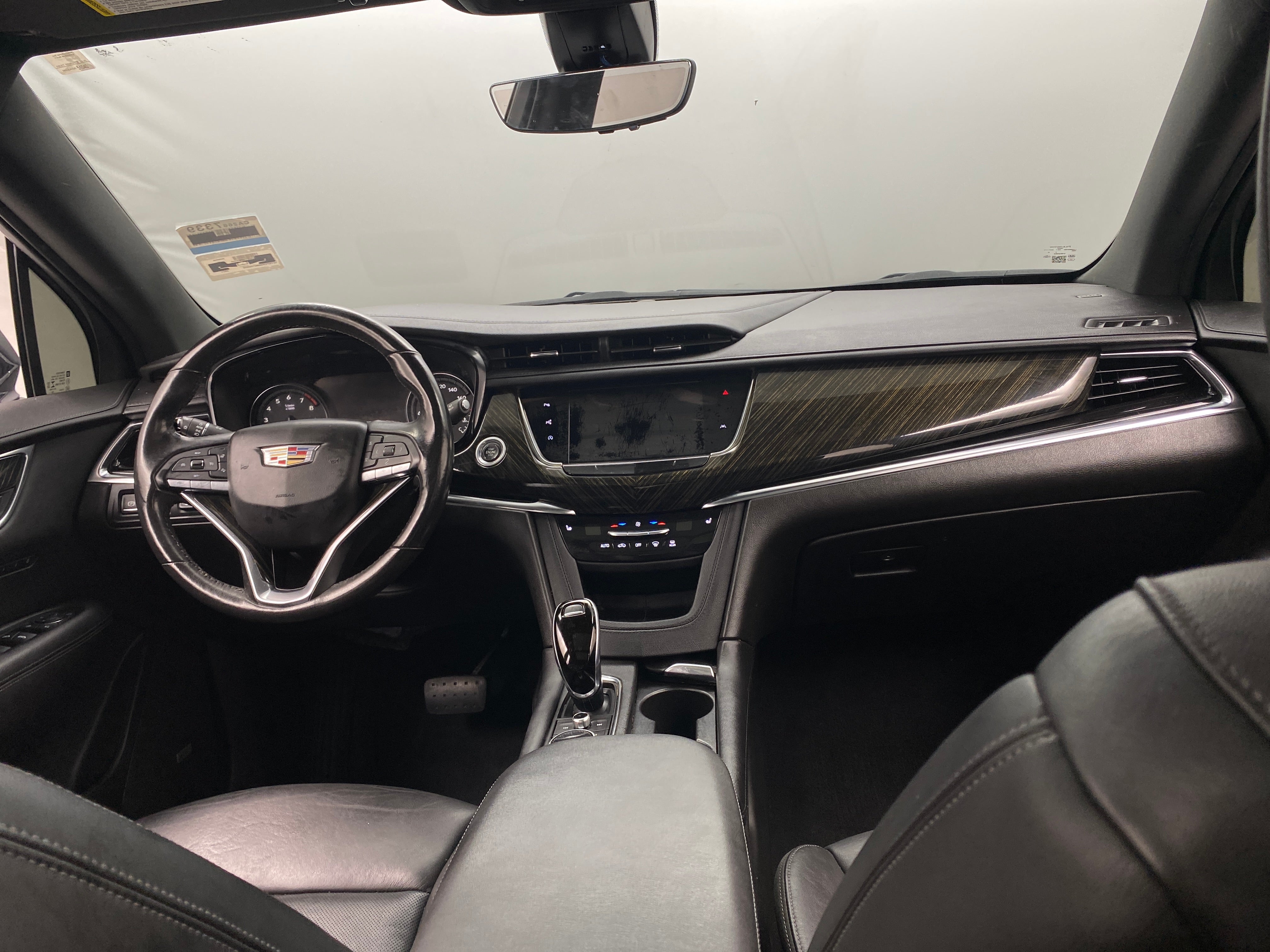 2021 Cadillac XT6 Premium Luxury 2
