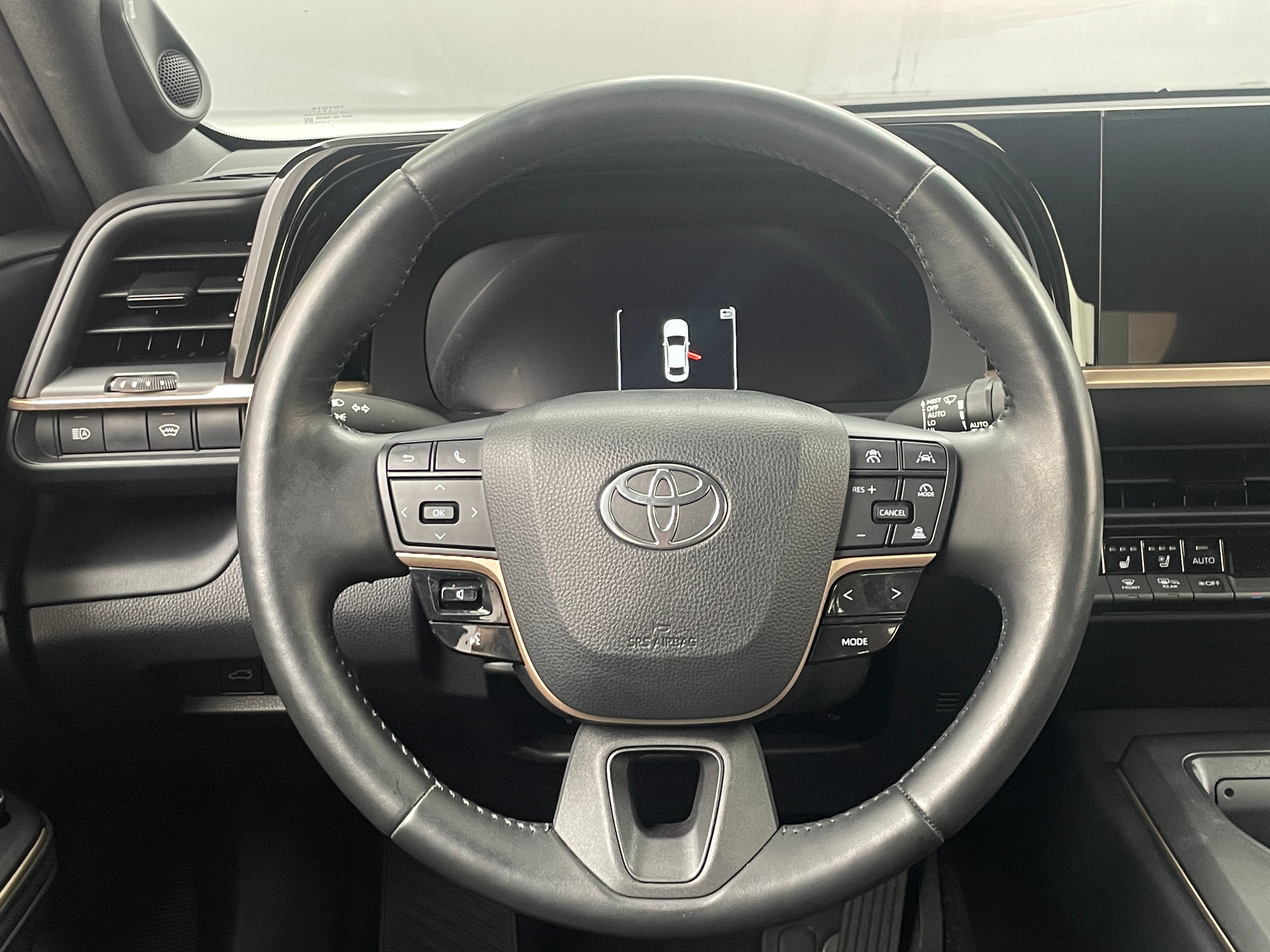 2023 Toyota Crown Limited 5