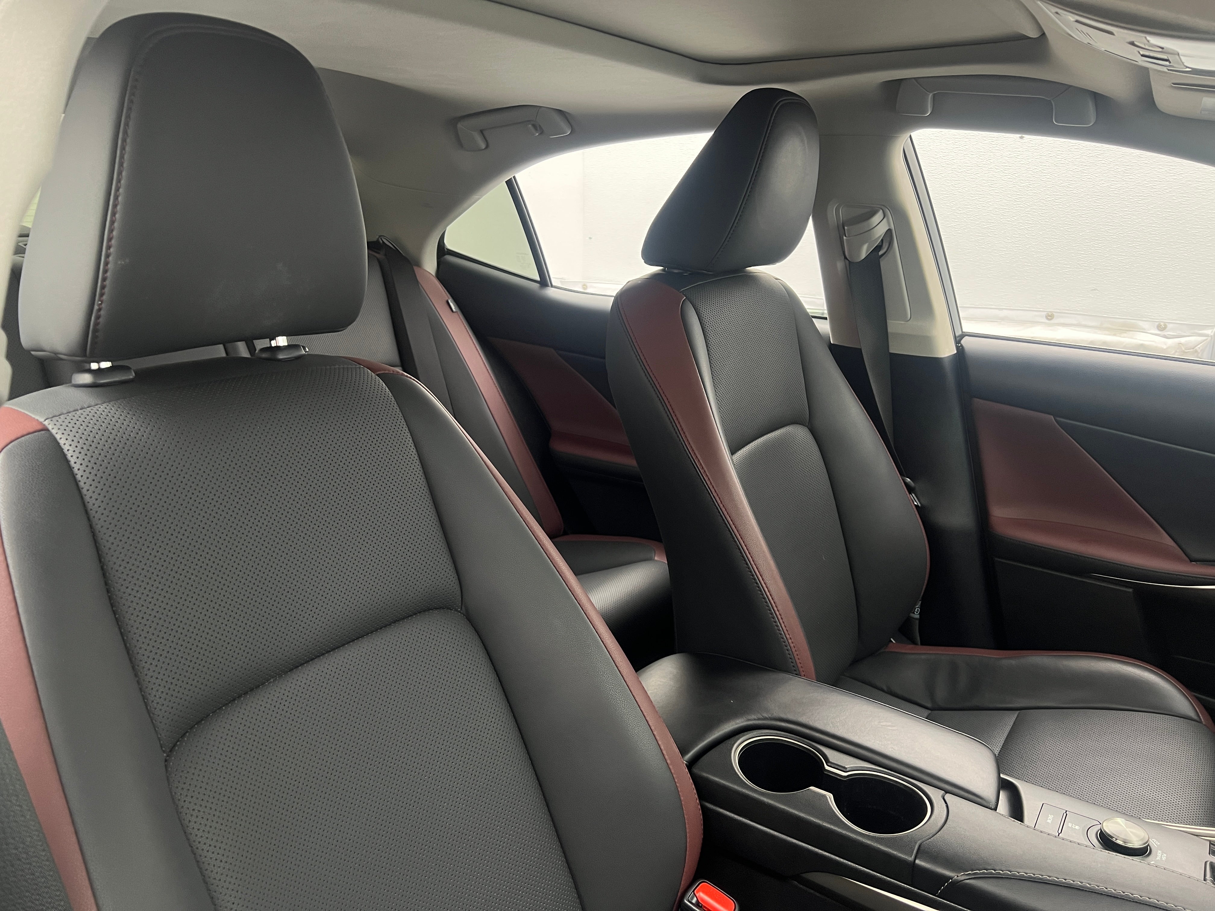 2018 Lexus IS 300 2