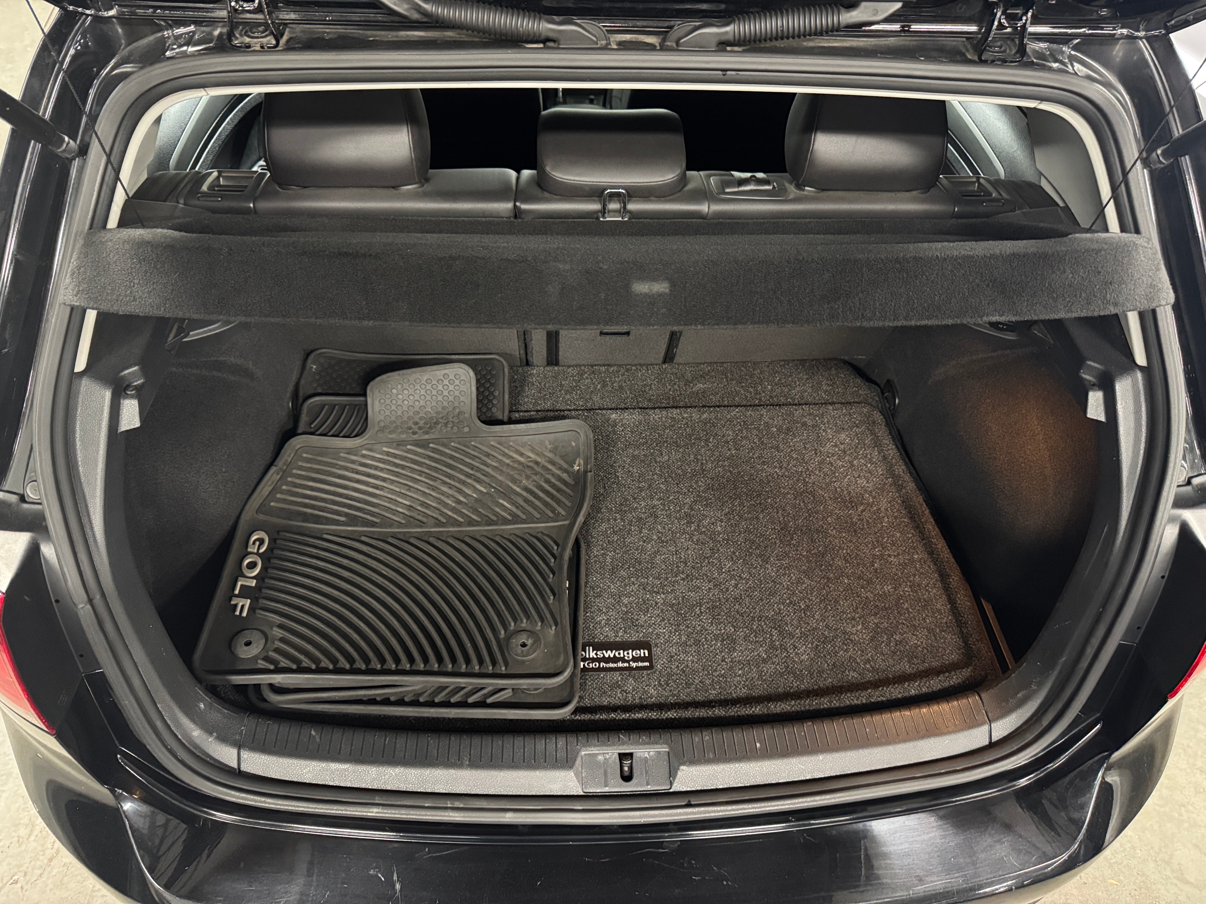 2015 Volkswagen Golf S 6