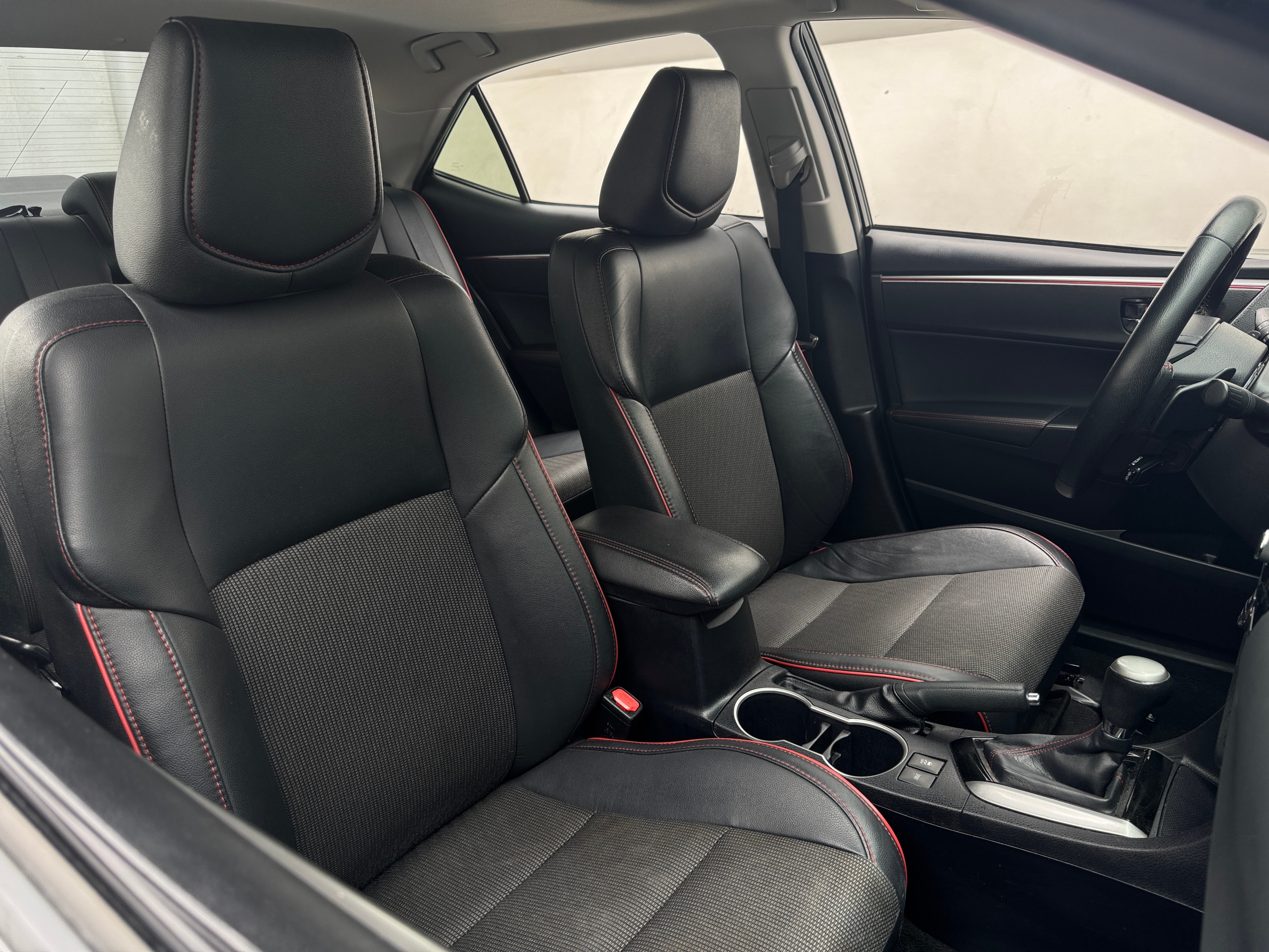 2016 Toyota Corolla S 2