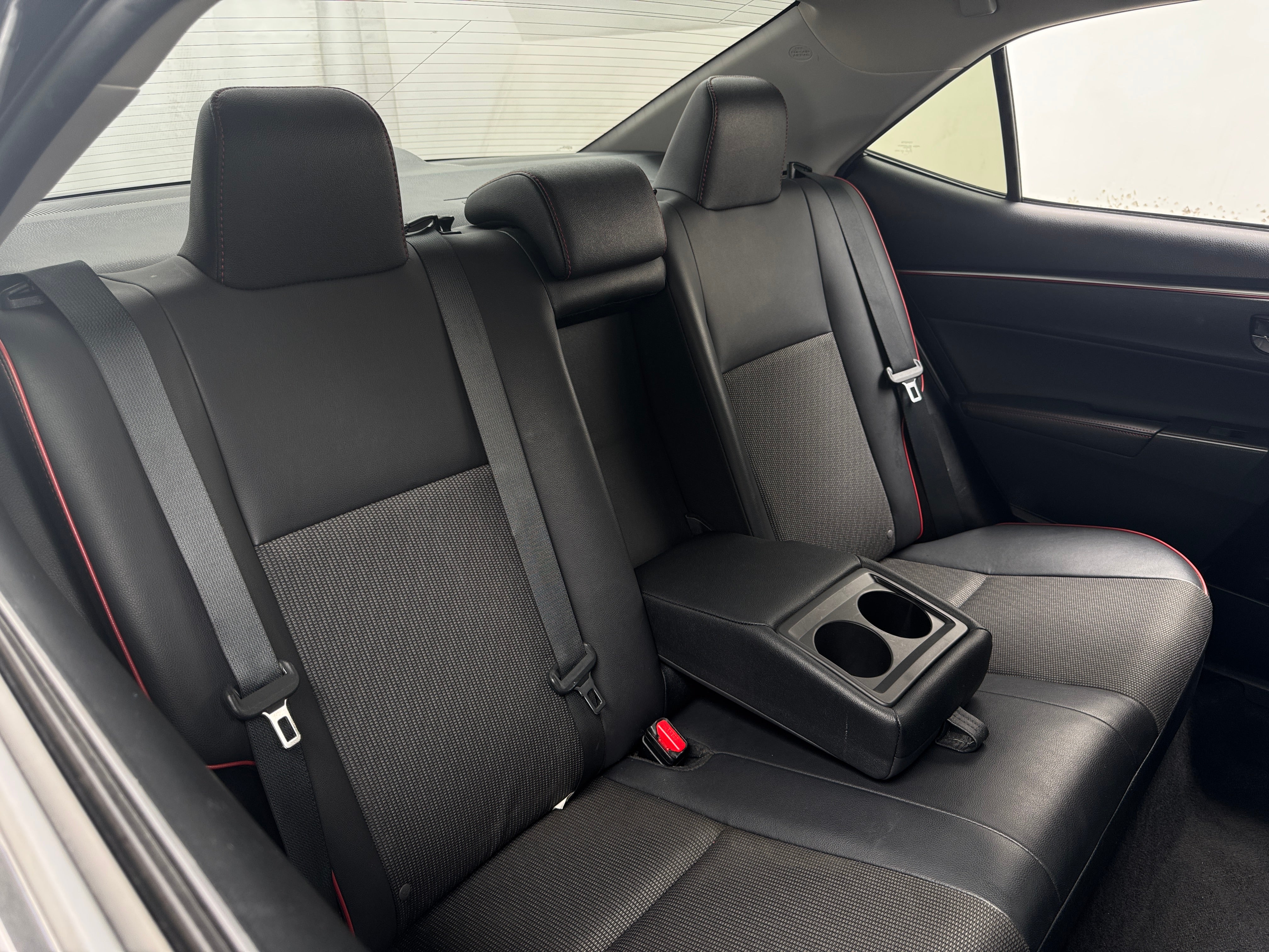 2016 Toyota Corolla S 6
