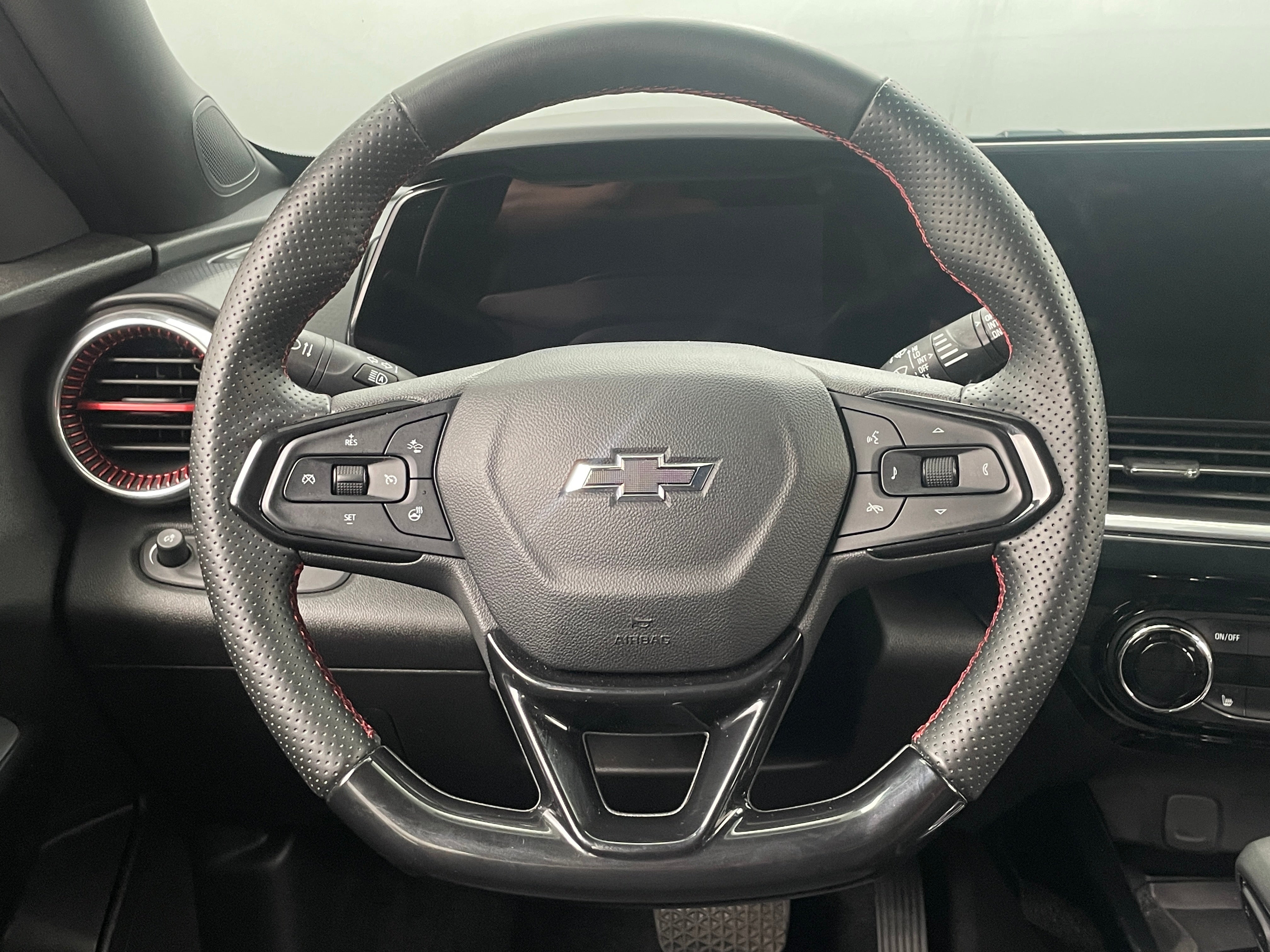 2024 Chevrolet Trax RS 4