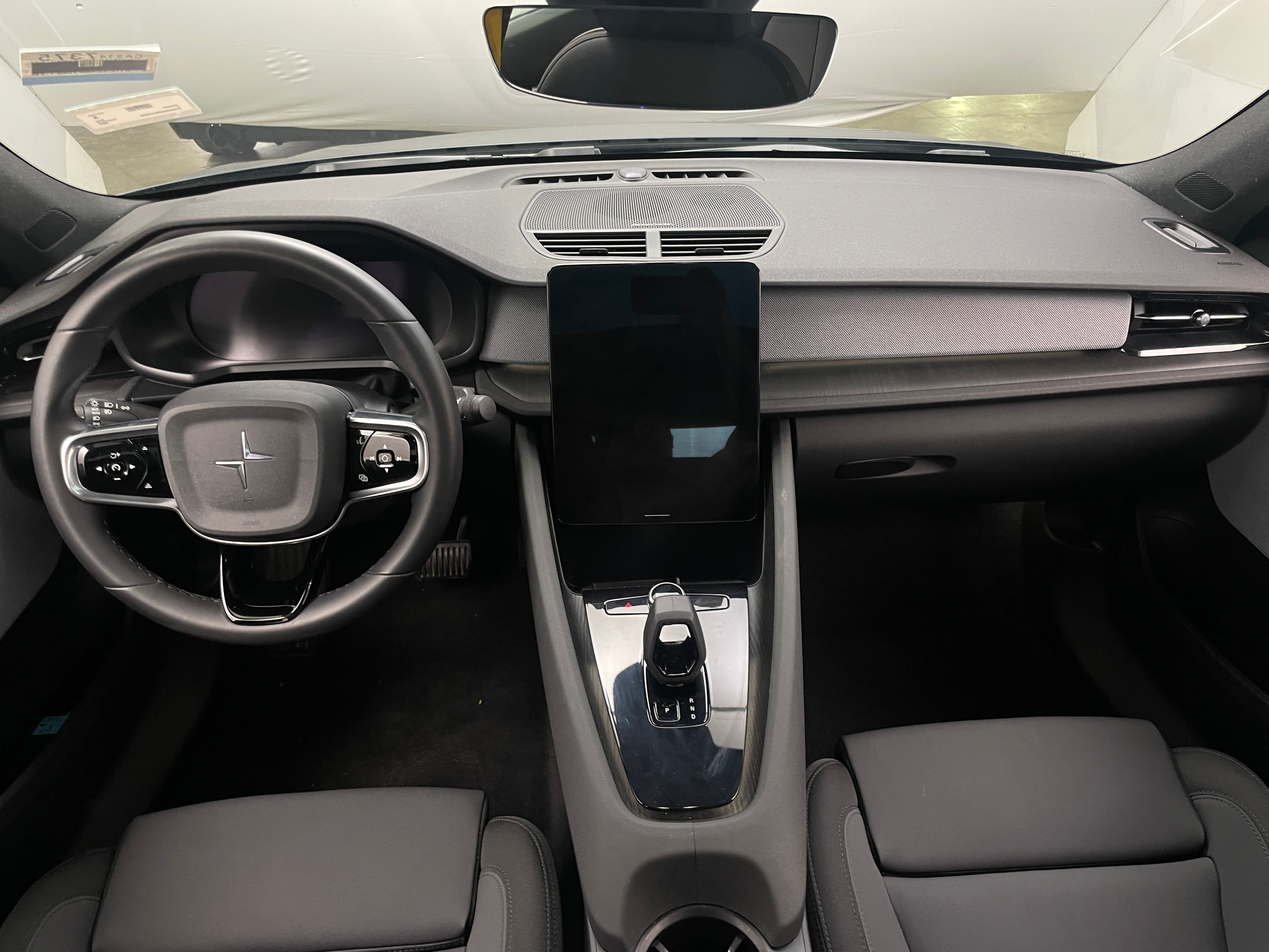 2021 Polestar 2  3