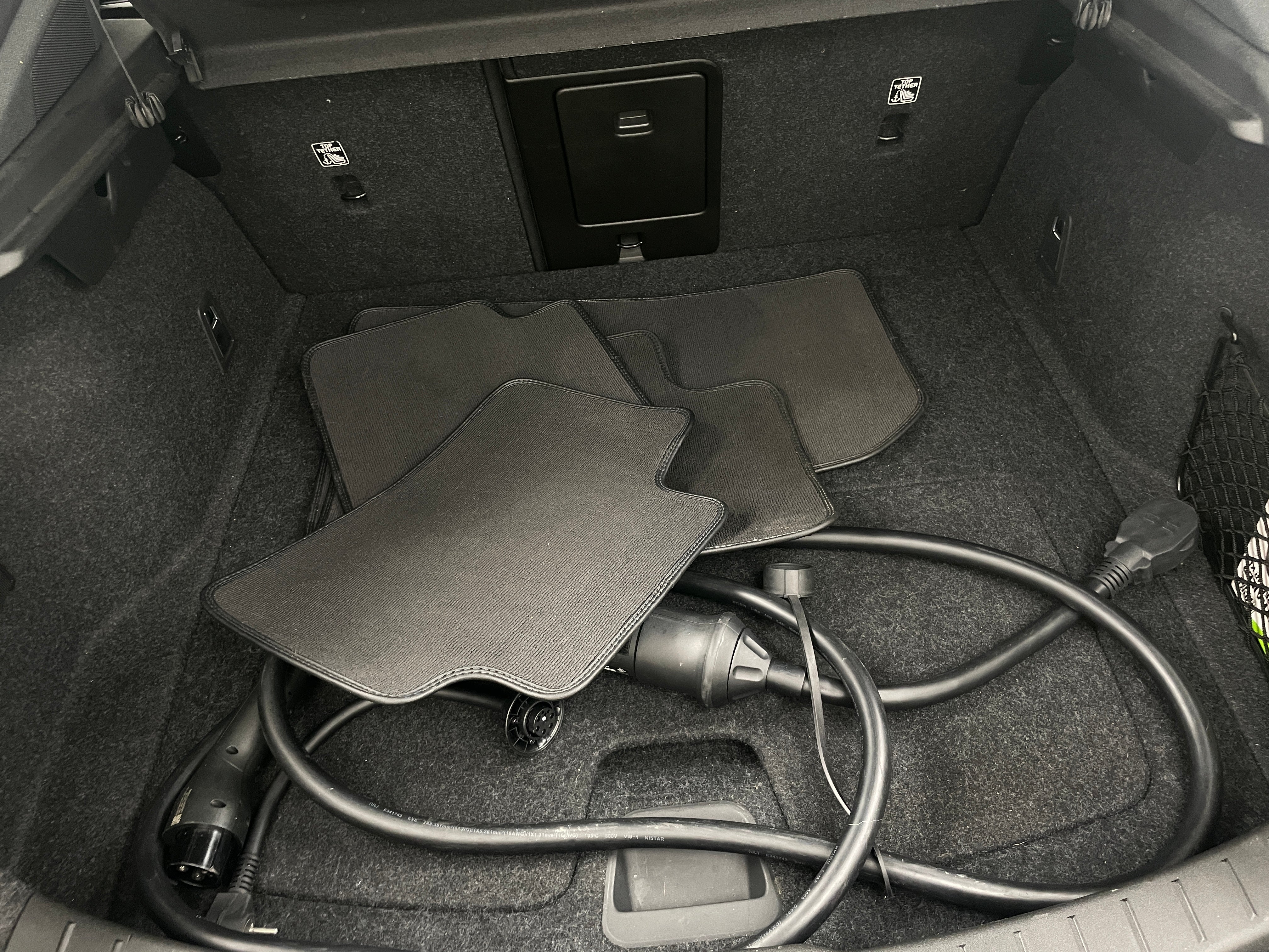 2021 Polestar 2  7