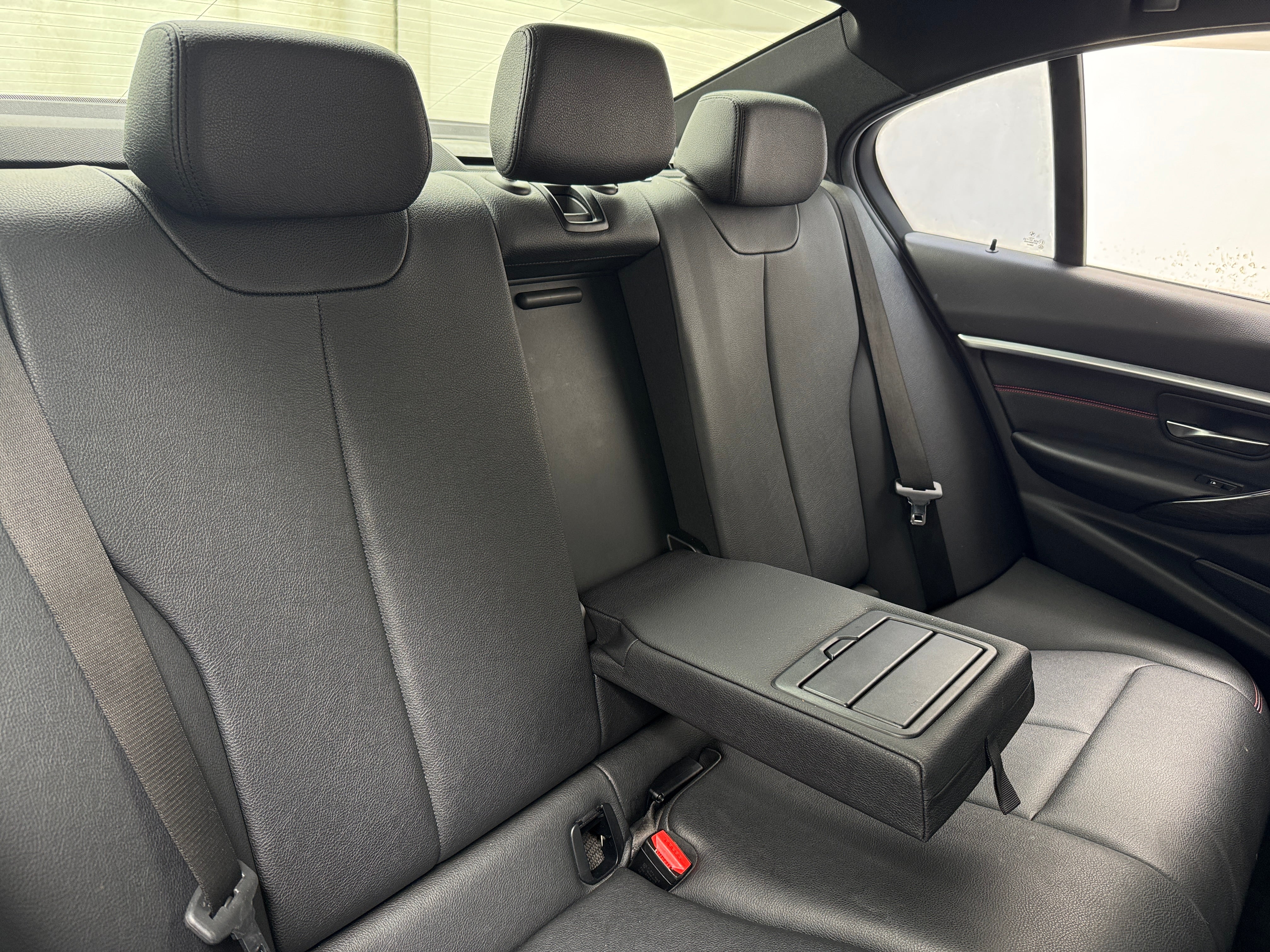 2018 BMW 3 Series 330i xDrive 5