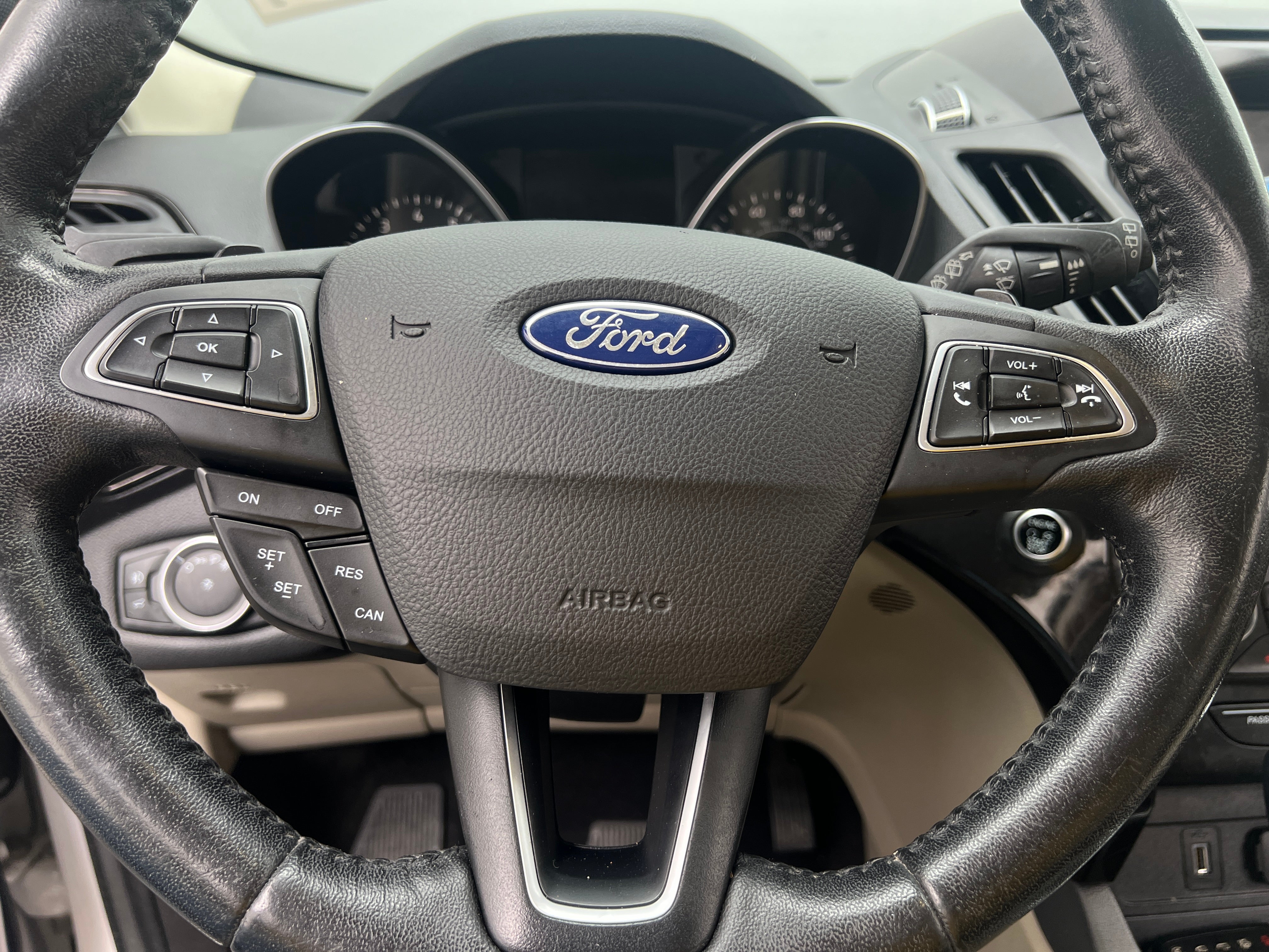 2017 Ford Escape Titanium 4