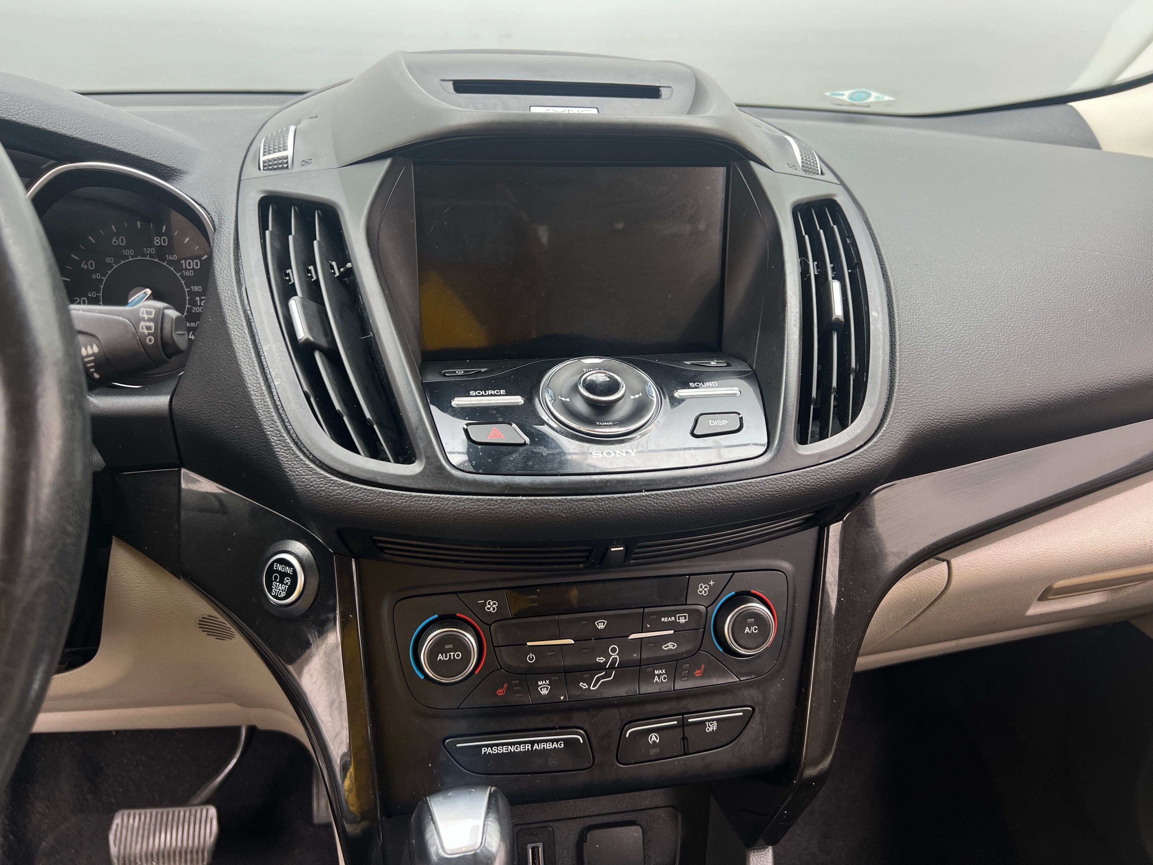 2017 Ford Escape Titanium 3
