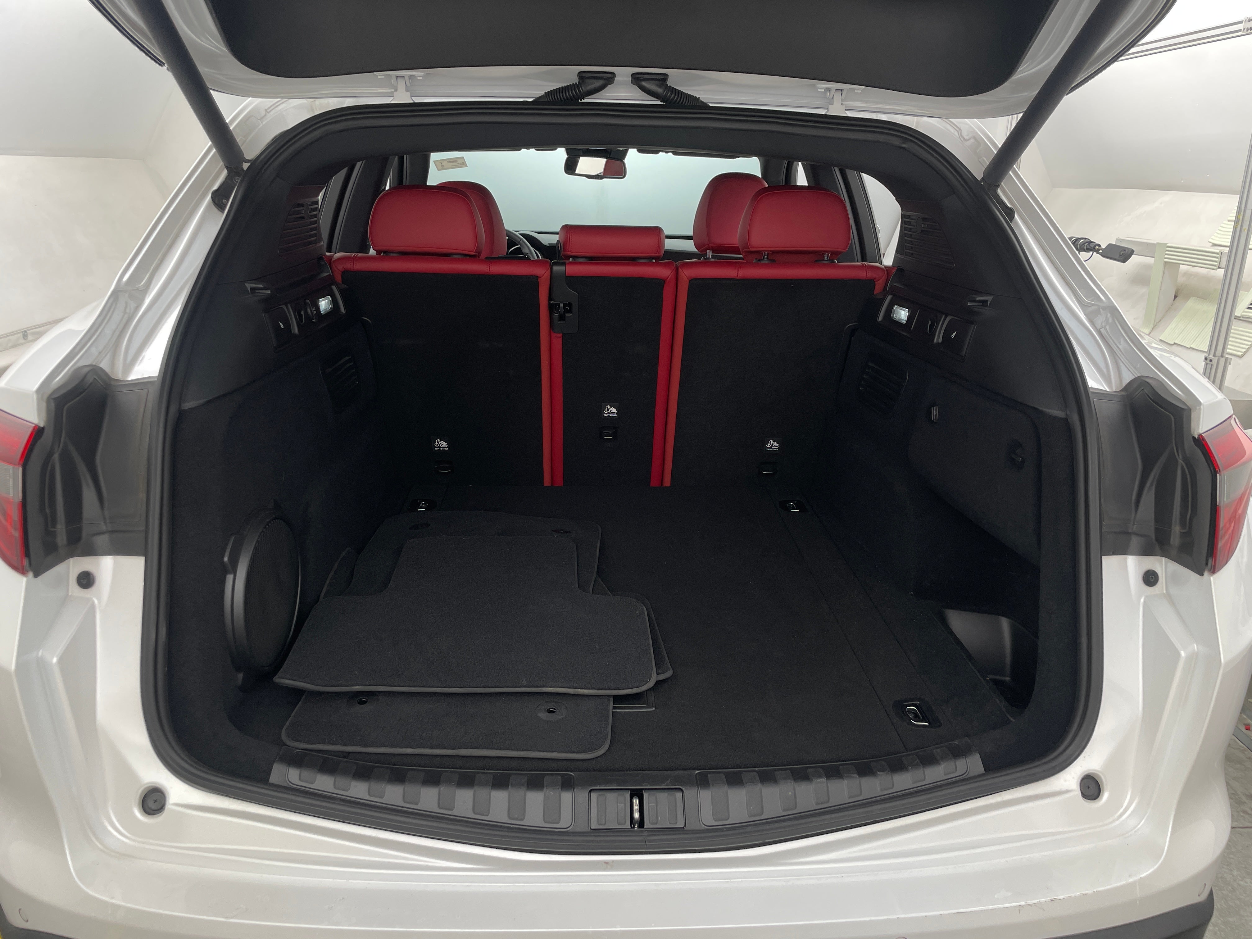 2019 Alfa Romeo Stelvio Ti Sport 6