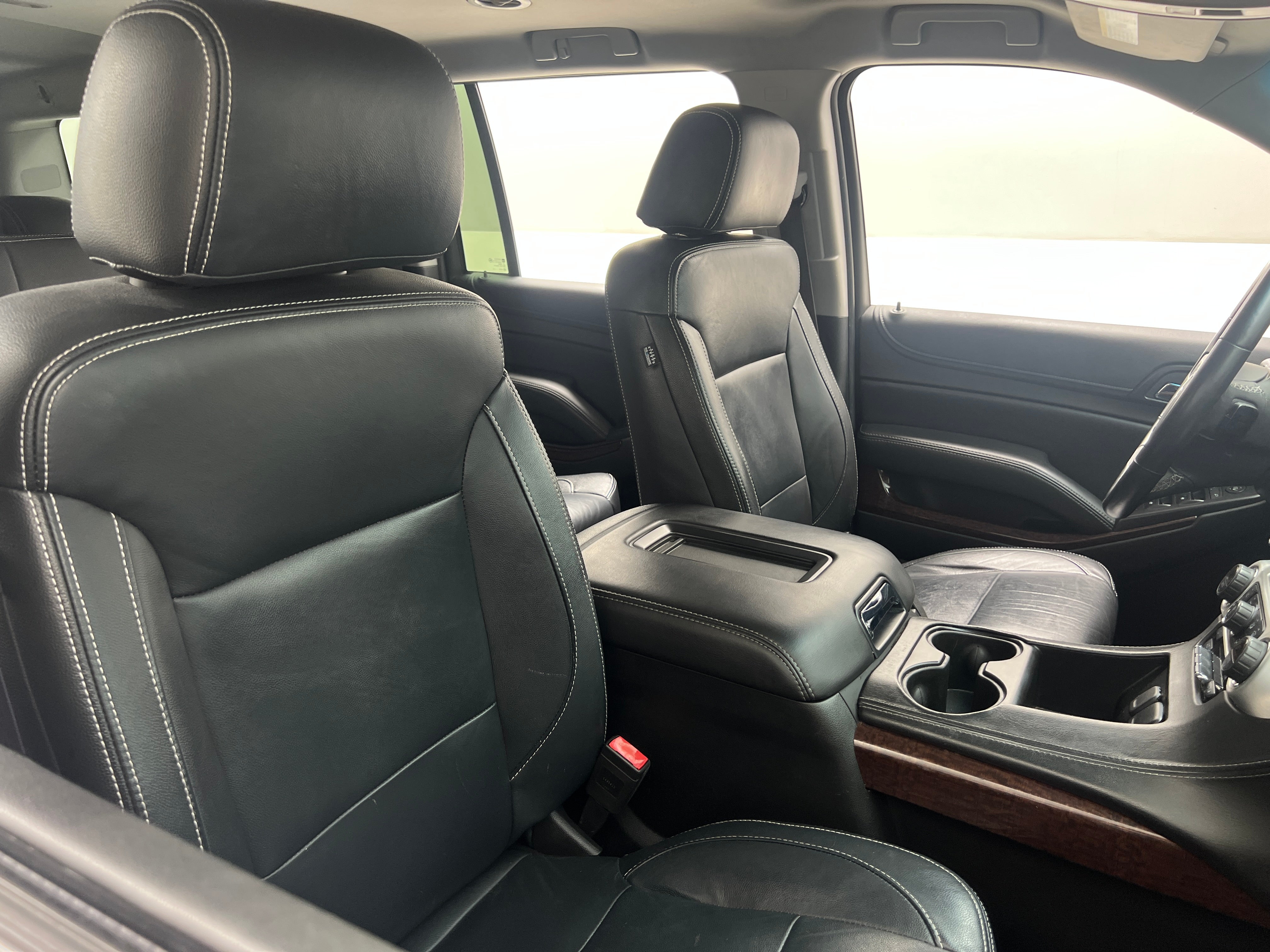 2016 GMC Yukon XL SLE 2